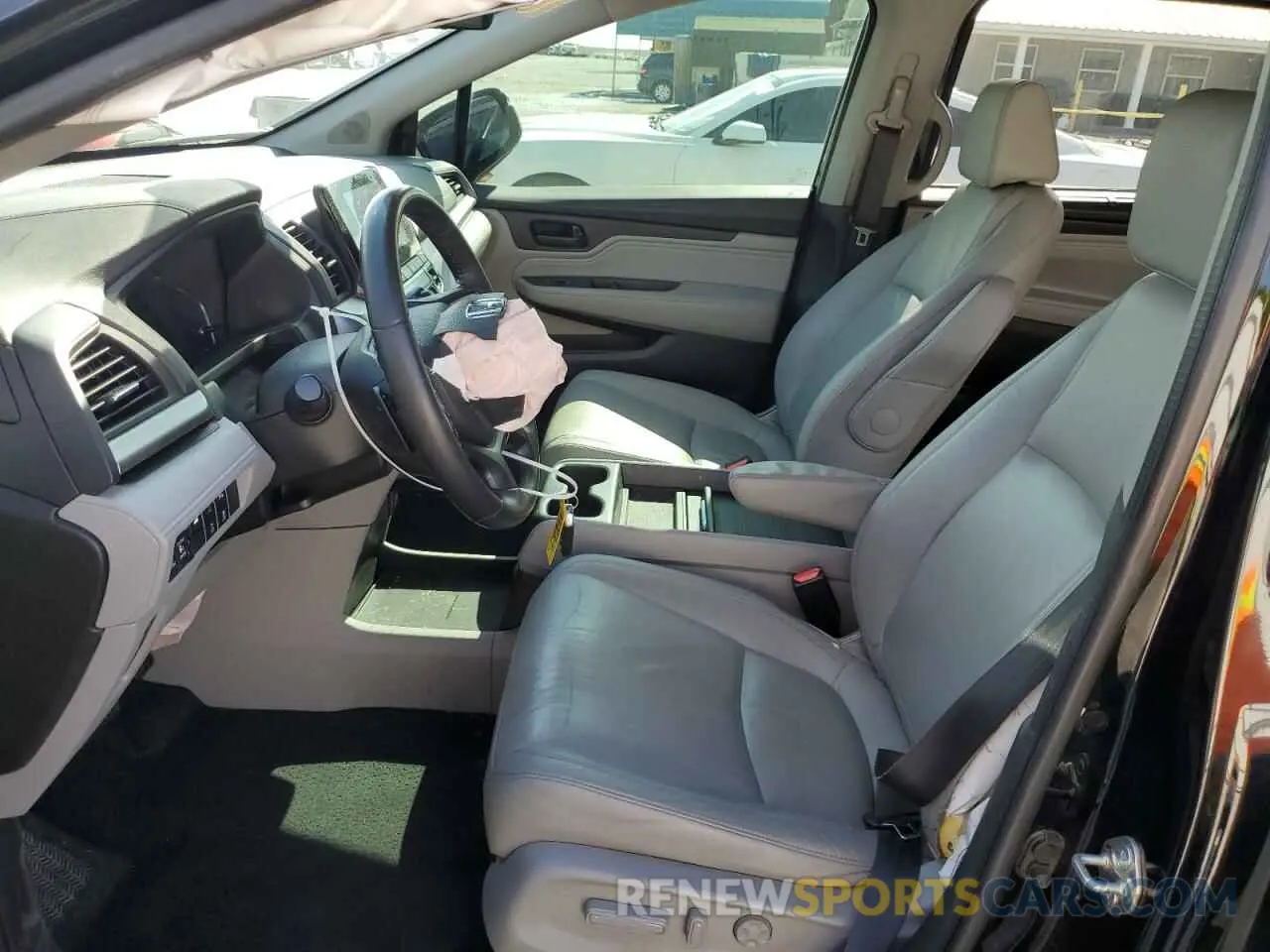 7 Photograph of a damaged car 5FNRL6H84KB014970 HONDA ODYSSEY 2019