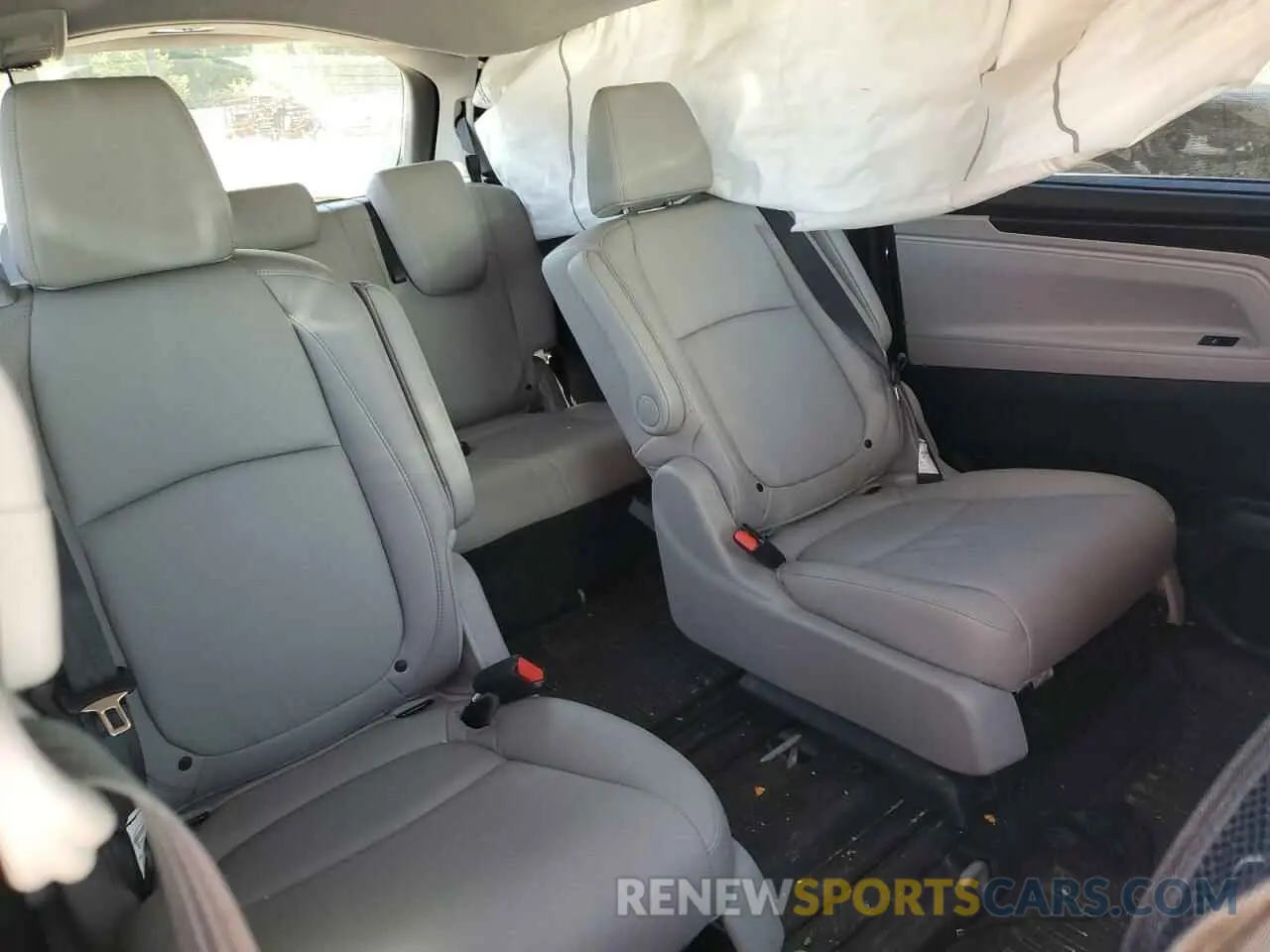 11 Photograph of a damaged car 5FNRL6H86KB061658 HONDA ODYSSEY 2019