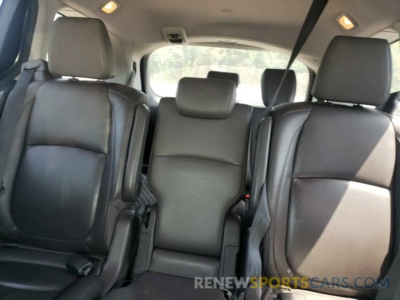 10 Photograph of a damaged car 5FNRL6H87KB098010 HONDA ODYSSEY 2019