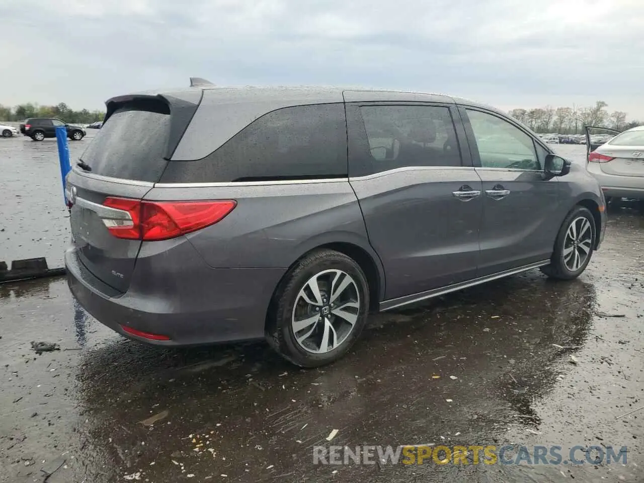 3 Photograph of a damaged car 5FNRL6H90KB024713 HONDA ODYSSEY 2019