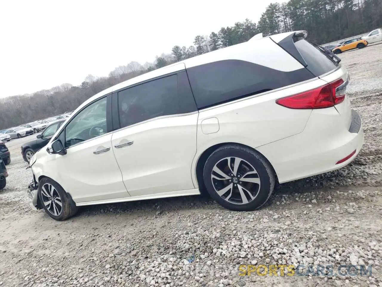 2 Photograph of a damaged car 5FNRL6H90KB104836 HONDA ODYSSEY 2019