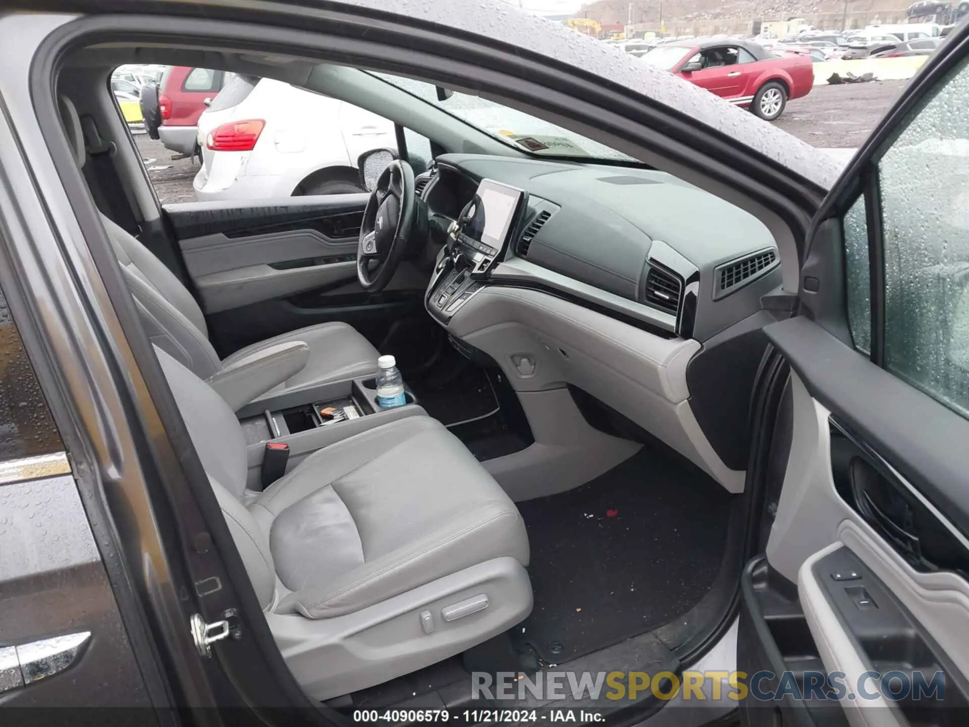 5 Photograph of a damaged car 5FNRL6H91KB048535 HONDA ODYSSEY 2019