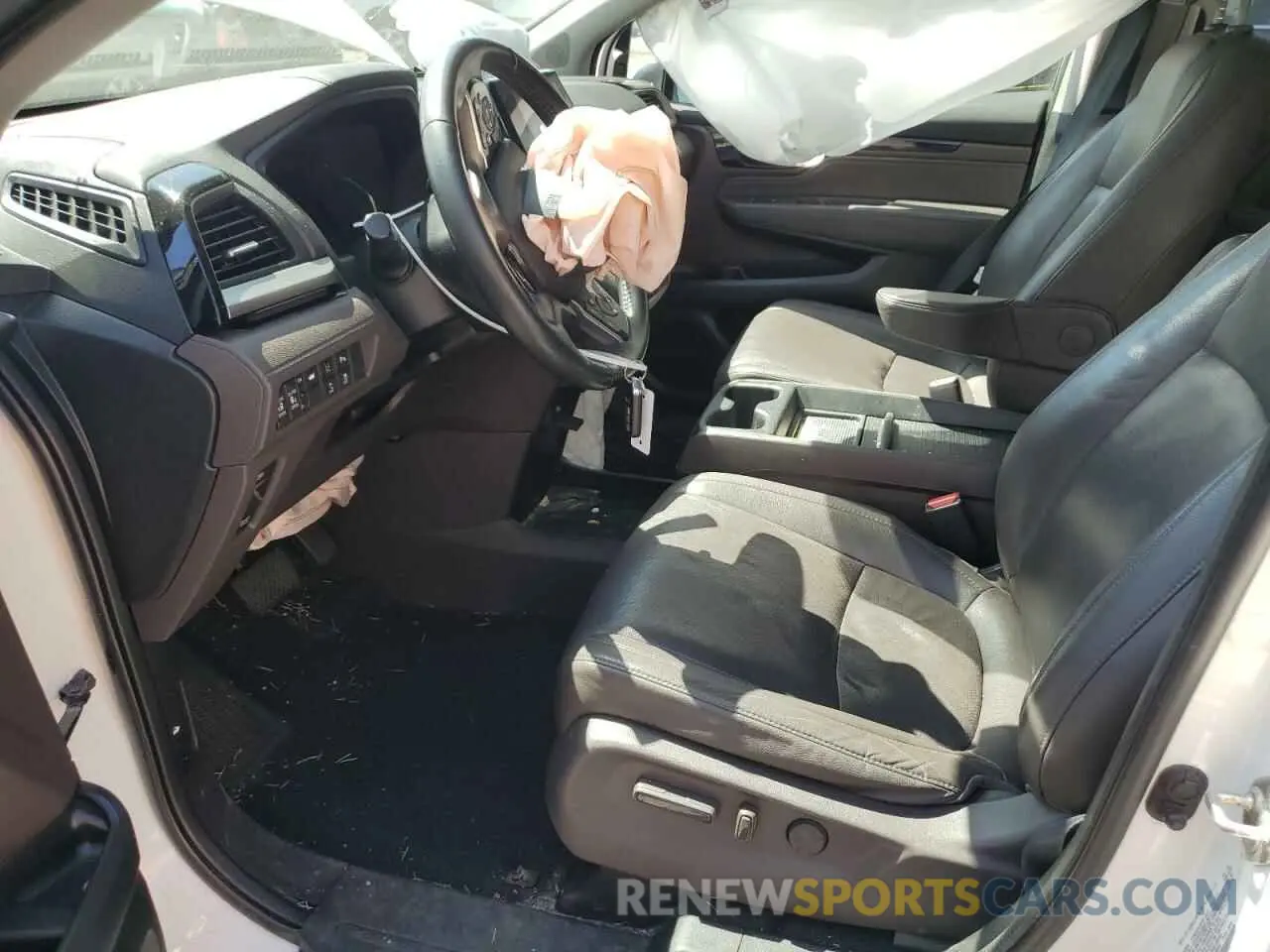 7 Photograph of a damaged car 5FNRL6H91KB109544 HONDA ODYSSEY 2019