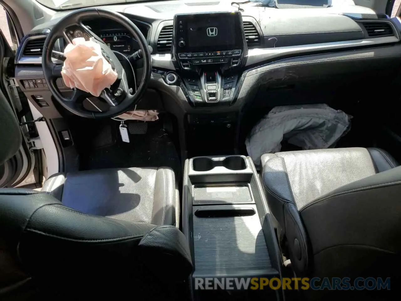 8 Photograph of a damaged car 5FNRL6H91KB109544 HONDA ODYSSEY 2019