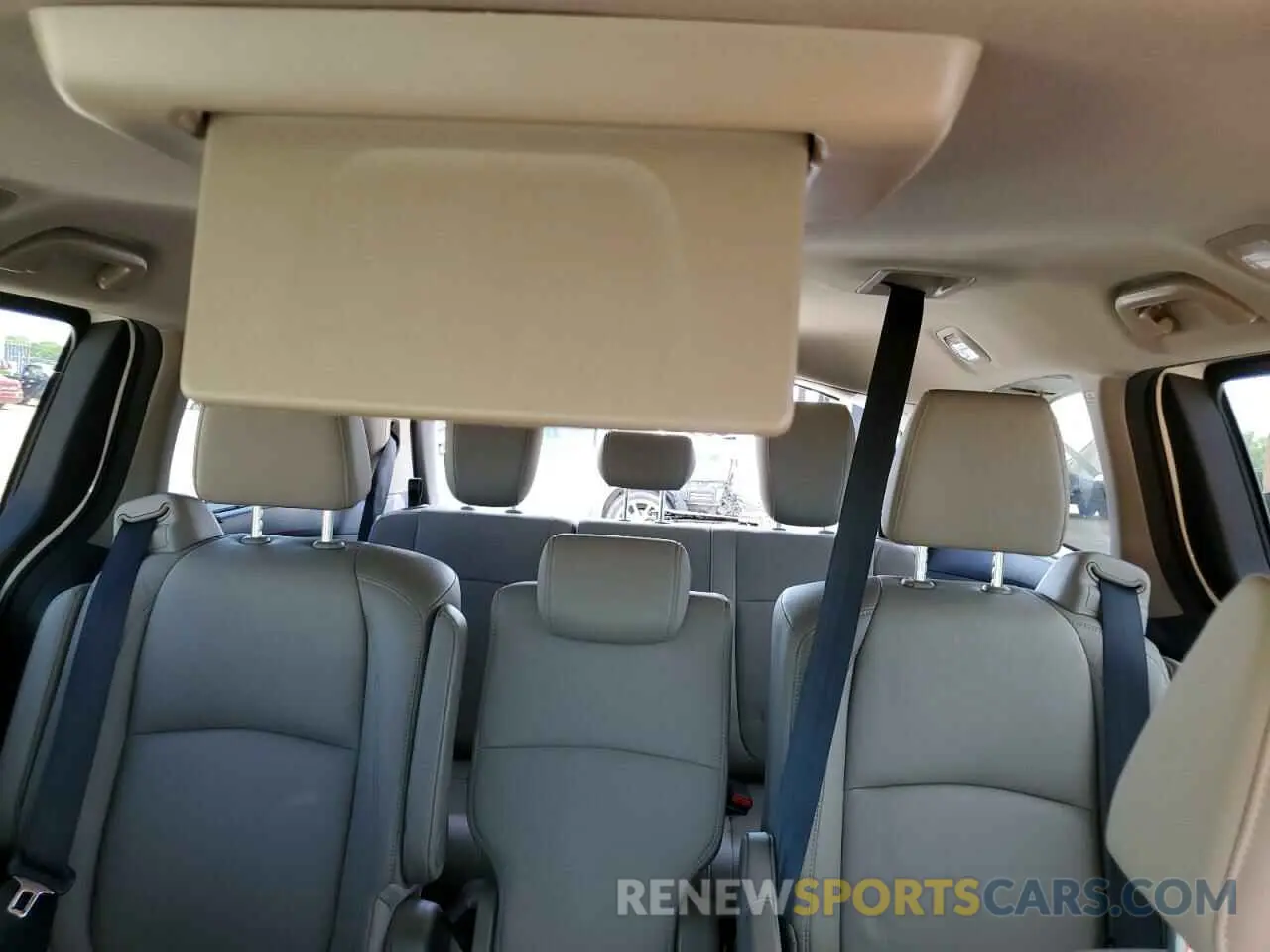 10 Photograph of a damaged car 5FNRL6H92KB022588 HONDA ODYSSEY 2019