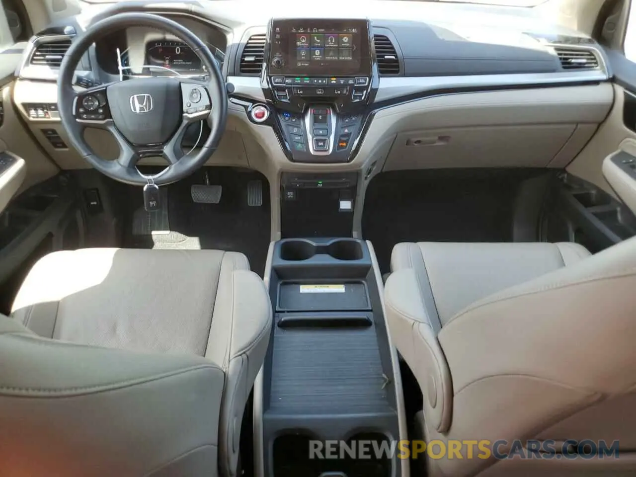 8 Photograph of a damaged car 5FNRL6H92KB022588 HONDA ODYSSEY 2019