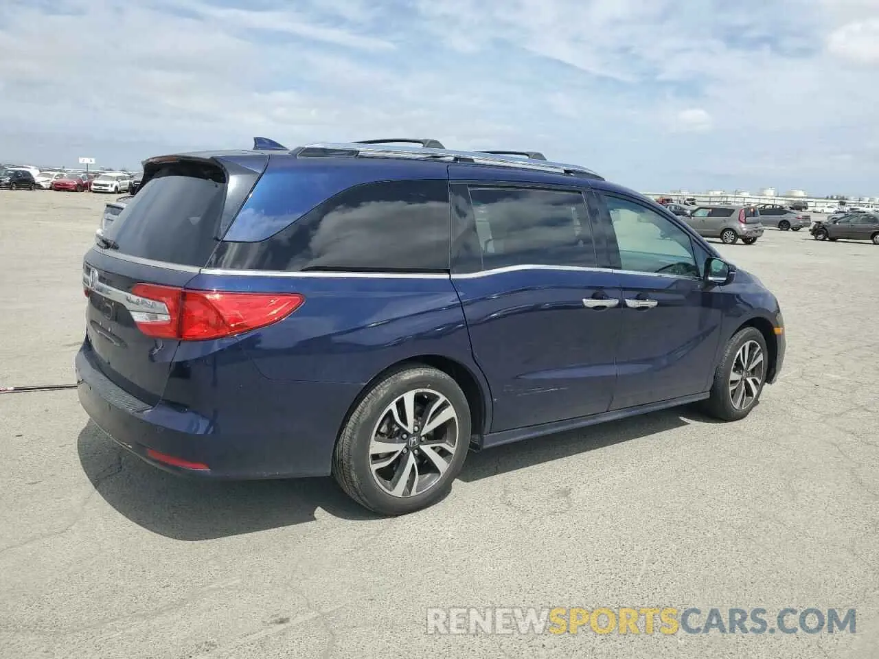 3 Photograph of a damaged car 5FNRL6H92KB098537 HONDA ODYSSEY 2019