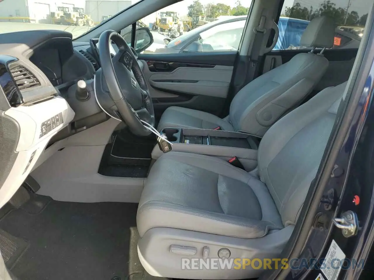 7 Photograph of a damaged car 5FNRL6H92KB098537 HONDA ODYSSEY 2019