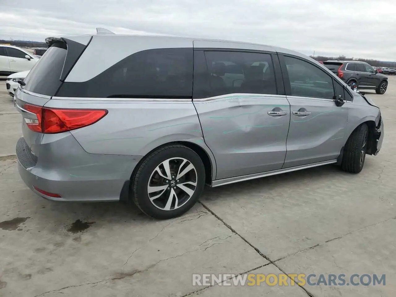 3 Photograph of a damaged car 5FNRL6H93KB000017 HONDA ODYSSEY 2019