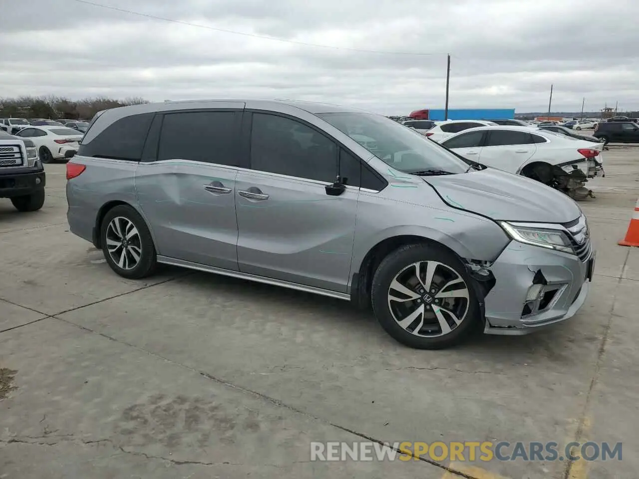 4 Photograph of a damaged car 5FNRL6H93KB000017 HONDA ODYSSEY 2019