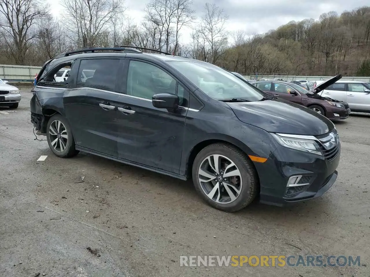 4 Photograph of a damaged car 5FNRL6H93KB002995 HONDA ODYSSEY 2019