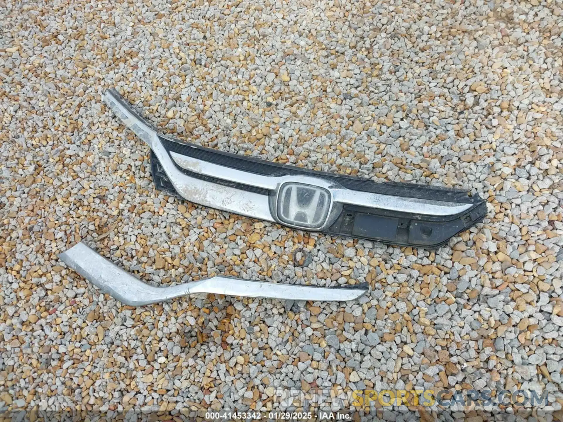 12 Photograph of a damaged car 5FNRL6H93KB021160 HONDA ODYSSEY 2019