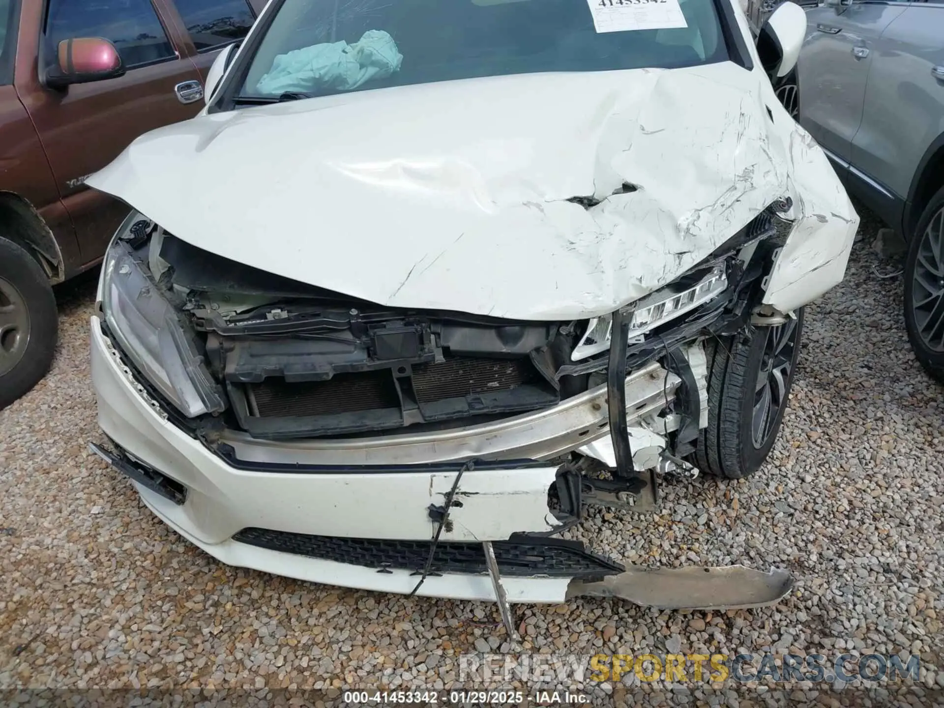 13 Photograph of a damaged car 5FNRL6H93KB021160 HONDA ODYSSEY 2019