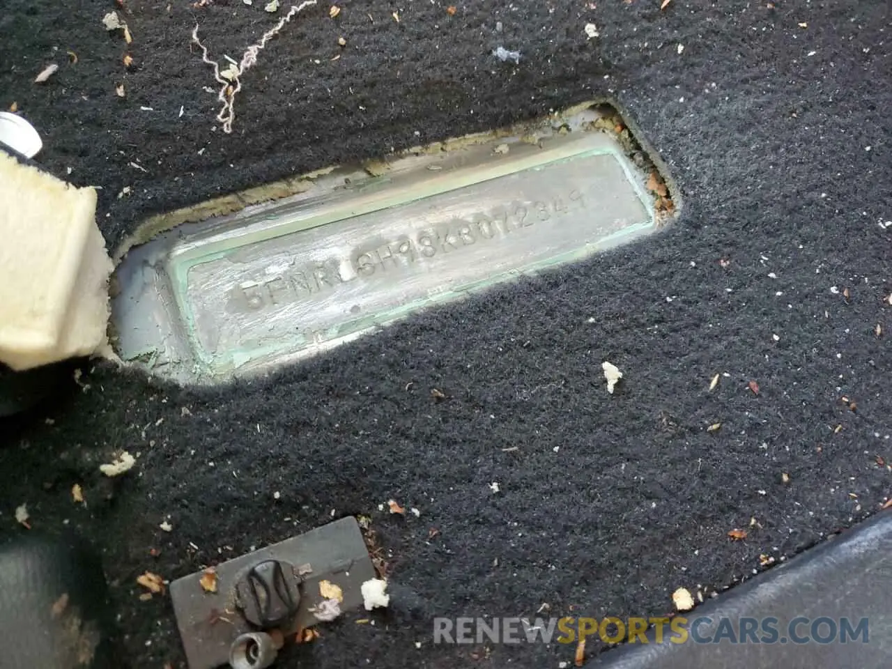13 Photograph of a damaged car 5FNRL6H93KB072349 HONDA ODYSSEY 2019