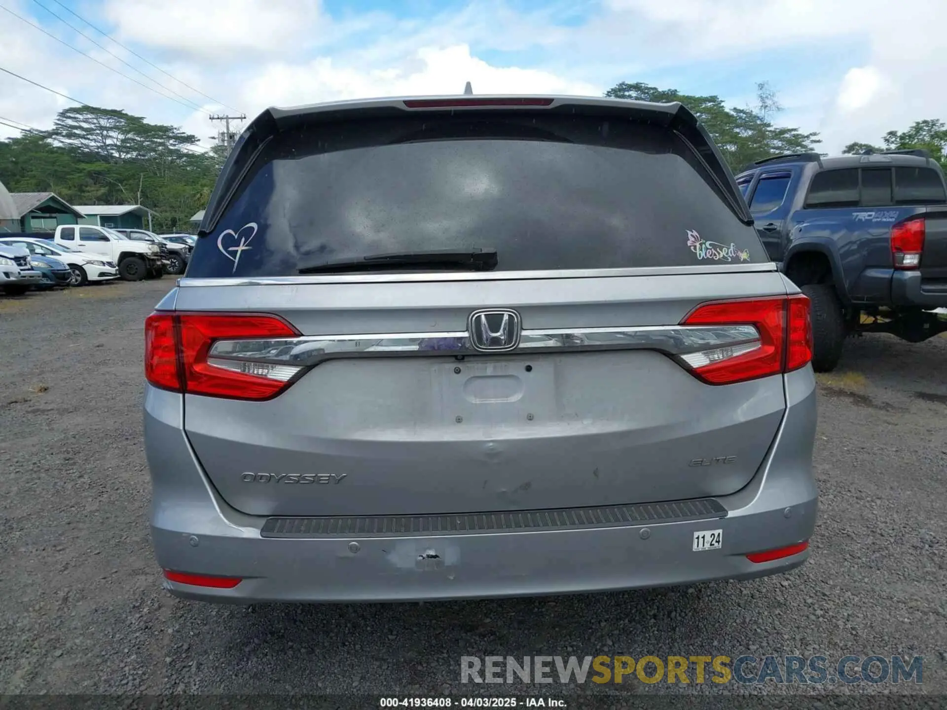 16 Photograph of a damaged car 5FNRL6H93KB077180 HONDA ODYSSEY 2019