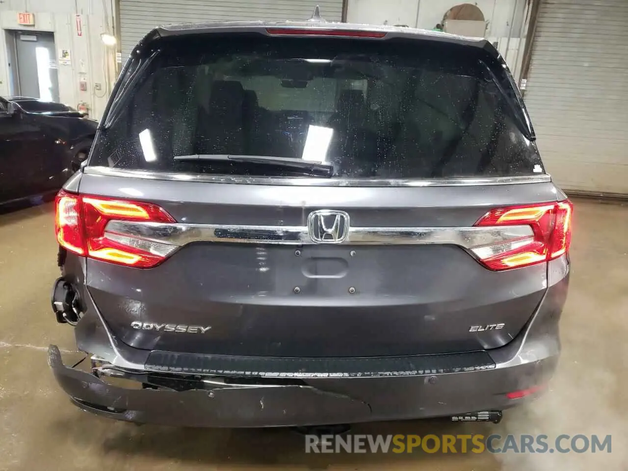 6 Photograph of a damaged car 5FNRL6H94KB107951 HONDA ODYSSEY 2019