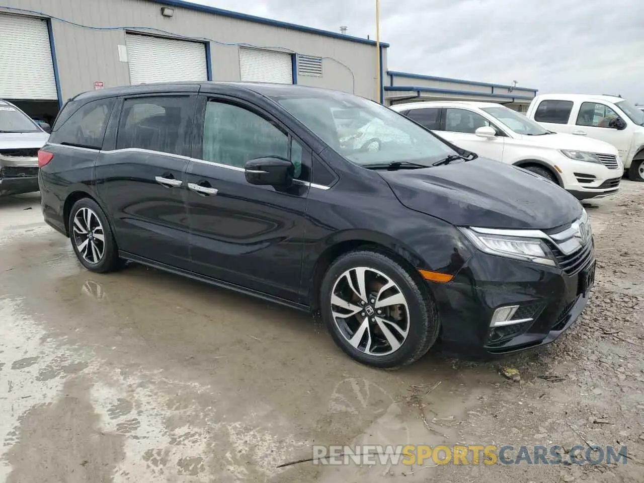 4 Photograph of a damaged car 5FNRL6H94KB108422 HONDA ODYSSEY 2019