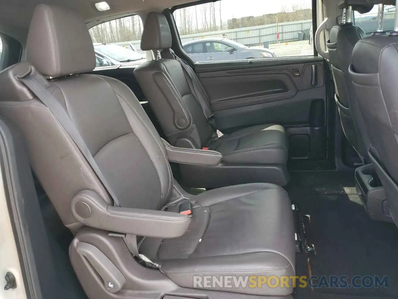 12 Photograph of a damaged car 5FNRL6H95KB022214 HONDA ODYSSEY 2019