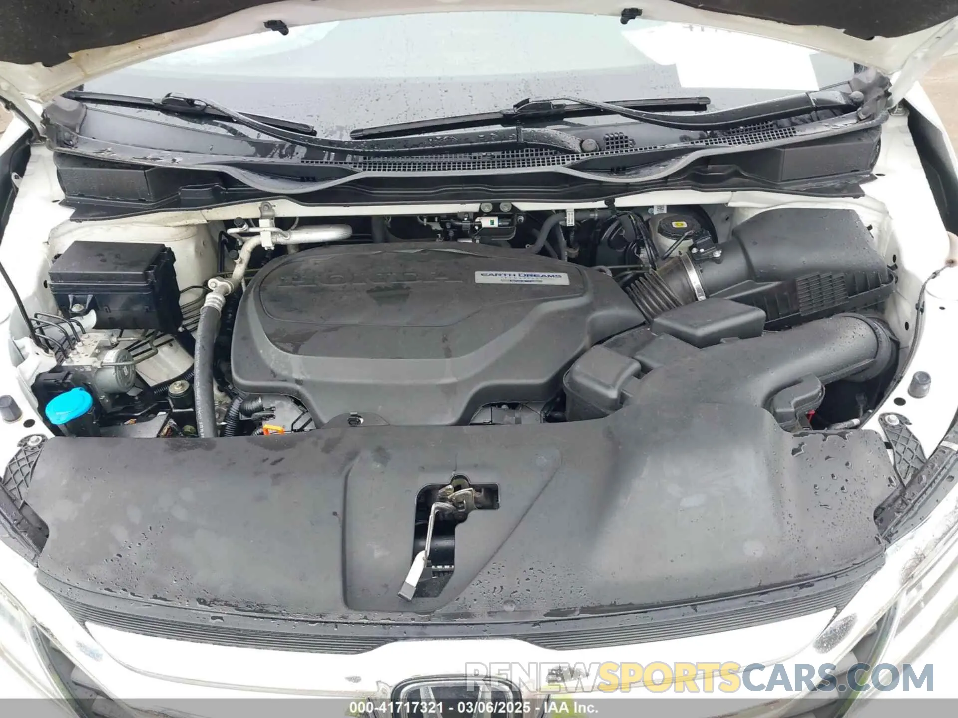 10 Photograph of a damaged car 5FNRL6H96KB060440 HONDA ODYSSEY 2019