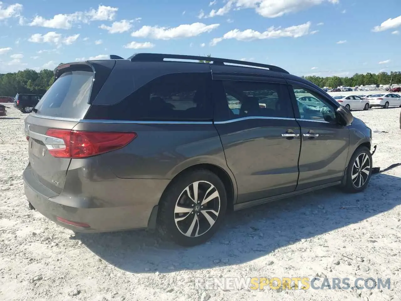 3 Photograph of a damaged car 5FNRL6H97KB078414 HONDA ODYSSEY 2019