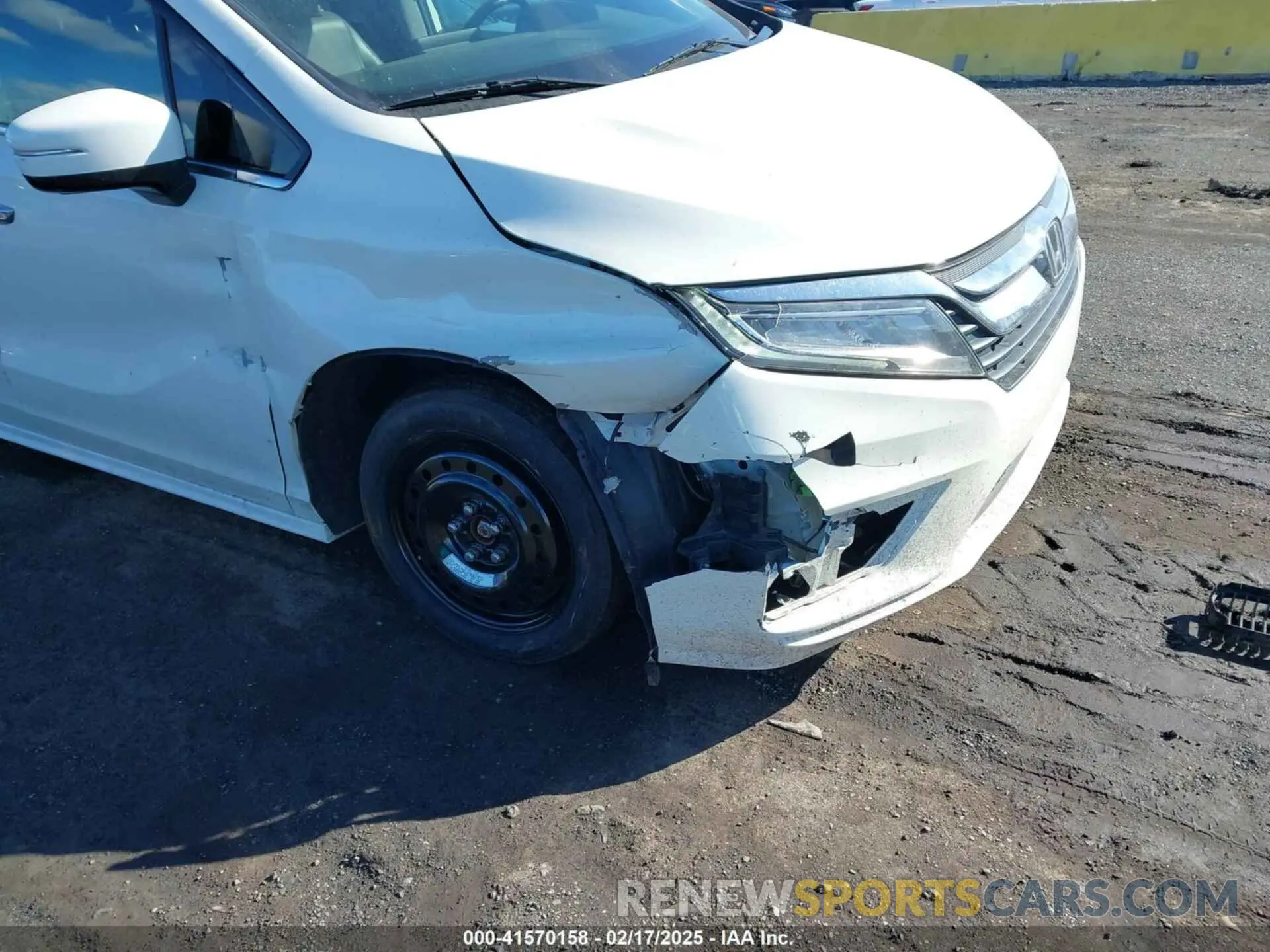 6 Photograph of a damaged car 5FNRL6H98KB022496 HONDA ODYSSEY 2019