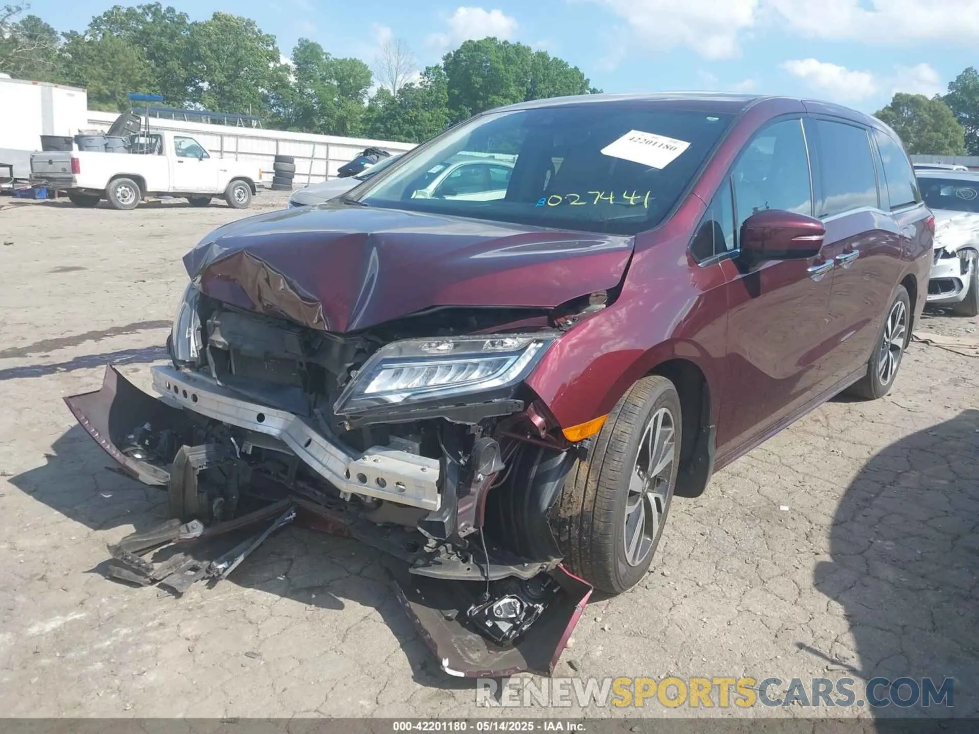 2 Photograph of a damaged car 5FNRL6H98KB027441 HONDA ODYSSEY 2019