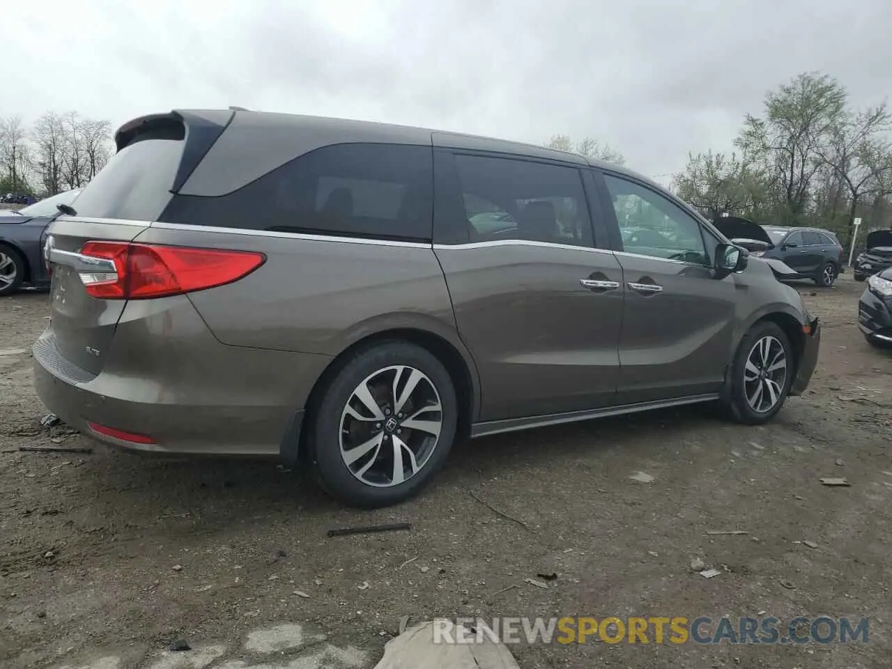 3 Photograph of a damaged car 5FNRL6H98KB067891 HONDA ODYSSEY 2019