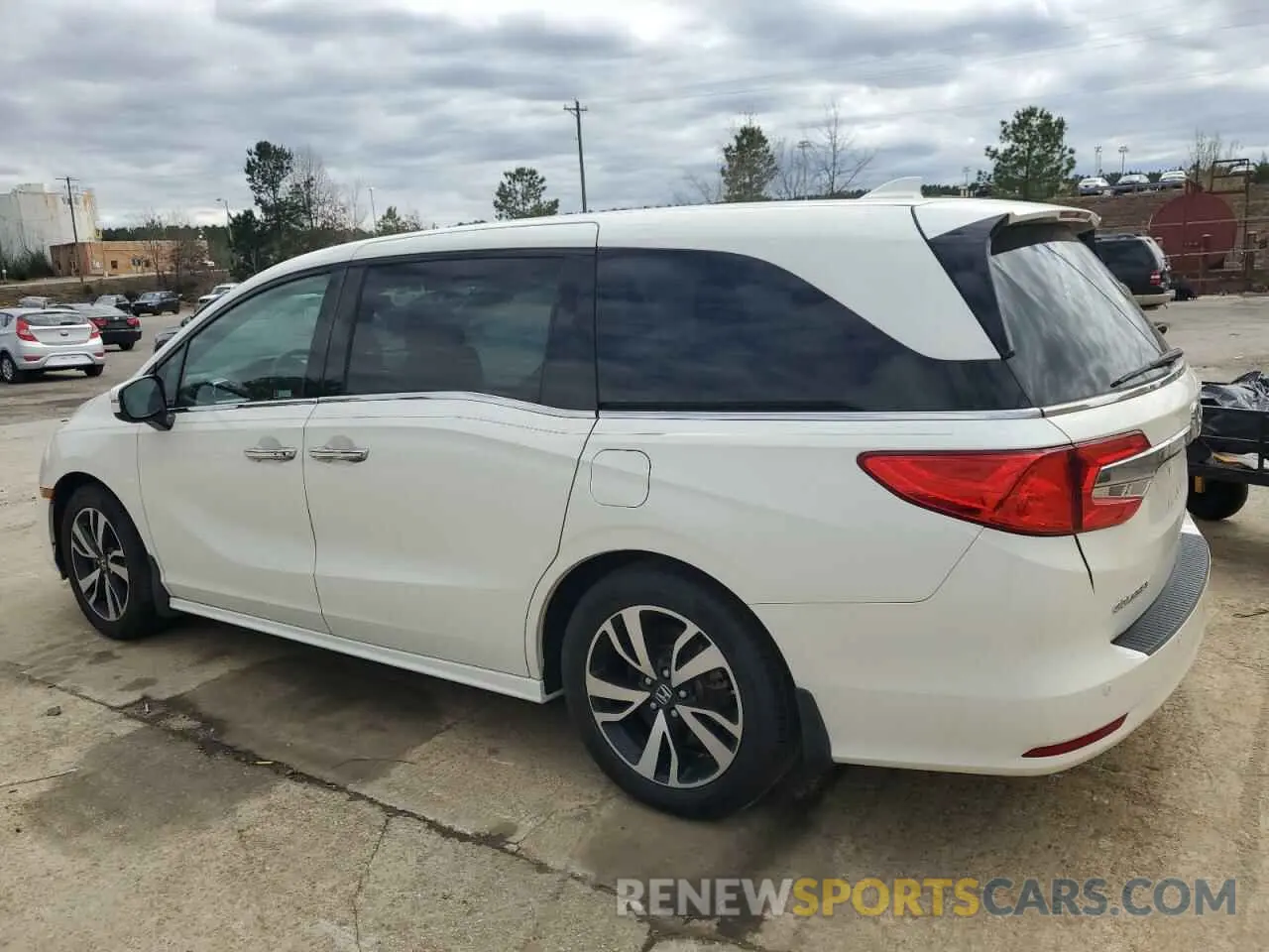 2 Photograph of a damaged car 5FNRL6H99KB013578 HONDA ODYSSEY 2019