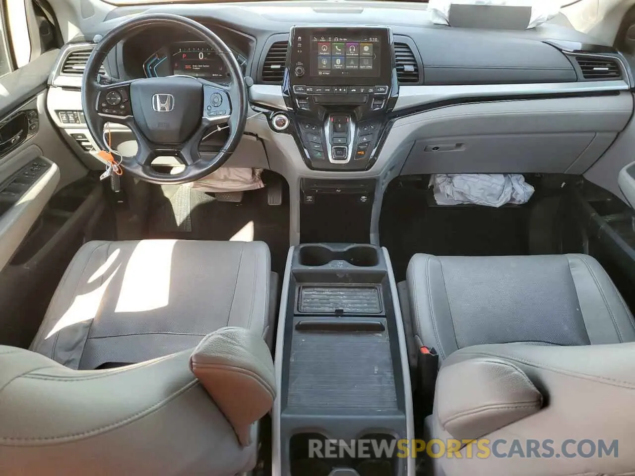 8 Photograph of a damaged car 5FNRL6H99KB022233 HONDA ODYSSEY 2019