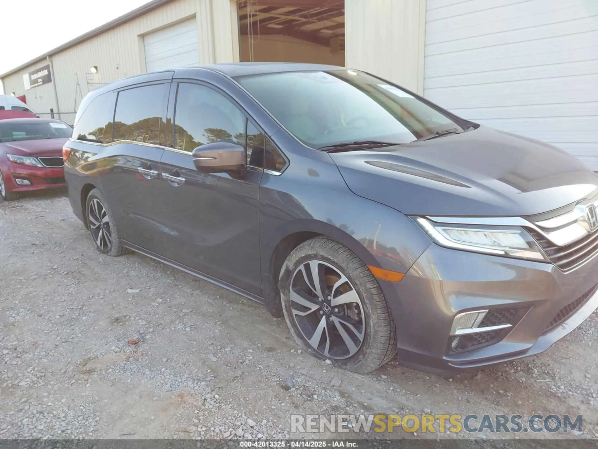 6 Photograph of a damaged car 5FNRL6H9XKB078665 HONDA ODYSSEY 2019