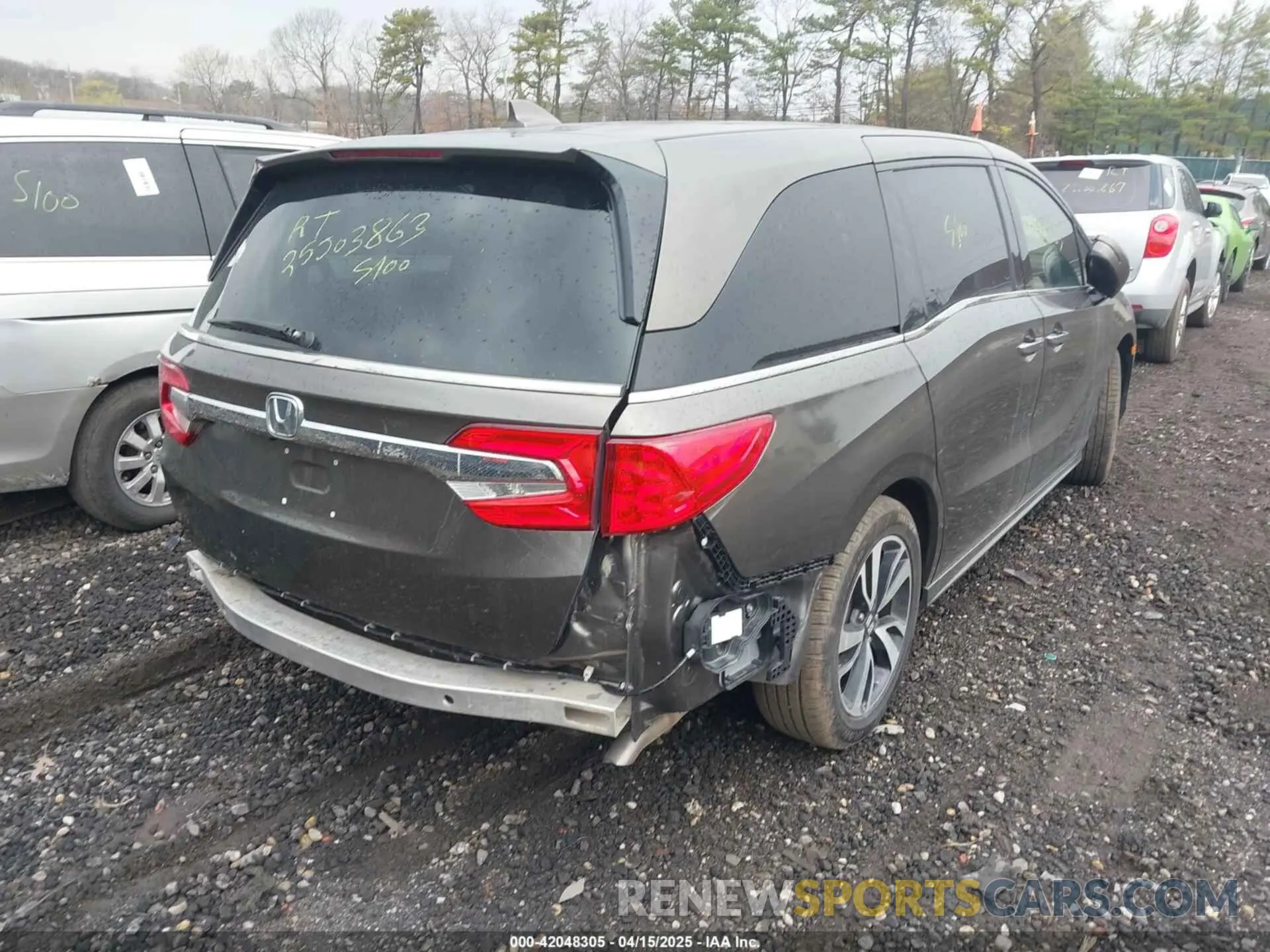 4 Photograph of a damaged car 5FNRL6H9XKB088029 HONDA ODYSSEY 2019