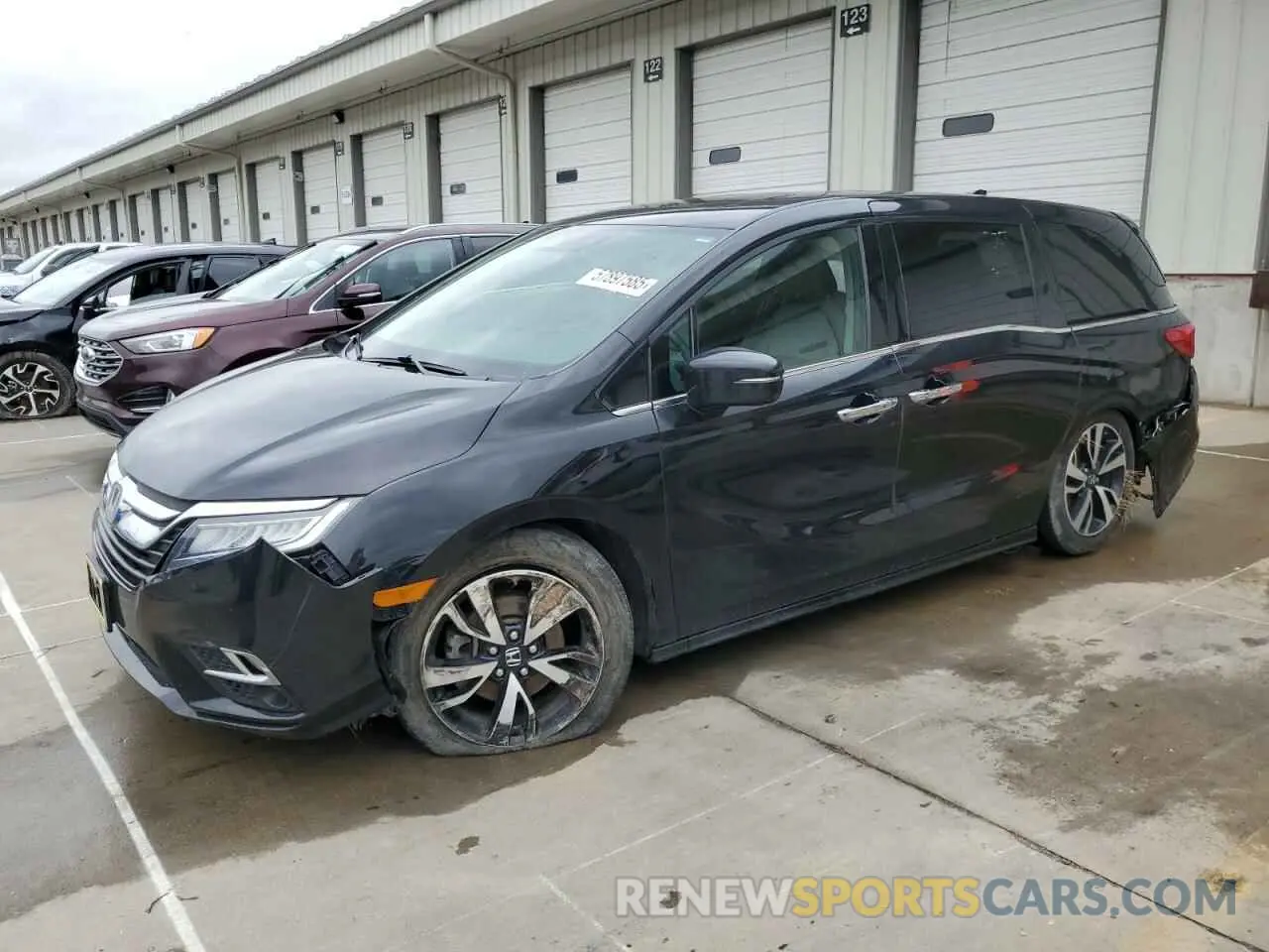 1 Photograph of a damaged car 5FNRL6H9XKB089956 HONDA ODYSSEY 2019