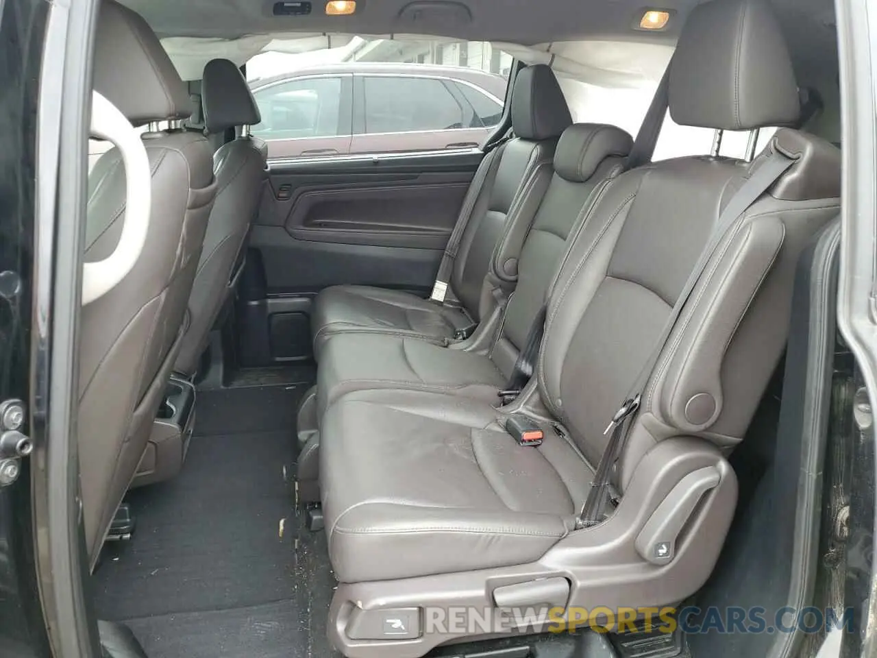 11 Photograph of a damaged car 5FNRL6H9XKB089956 HONDA ODYSSEY 2019
