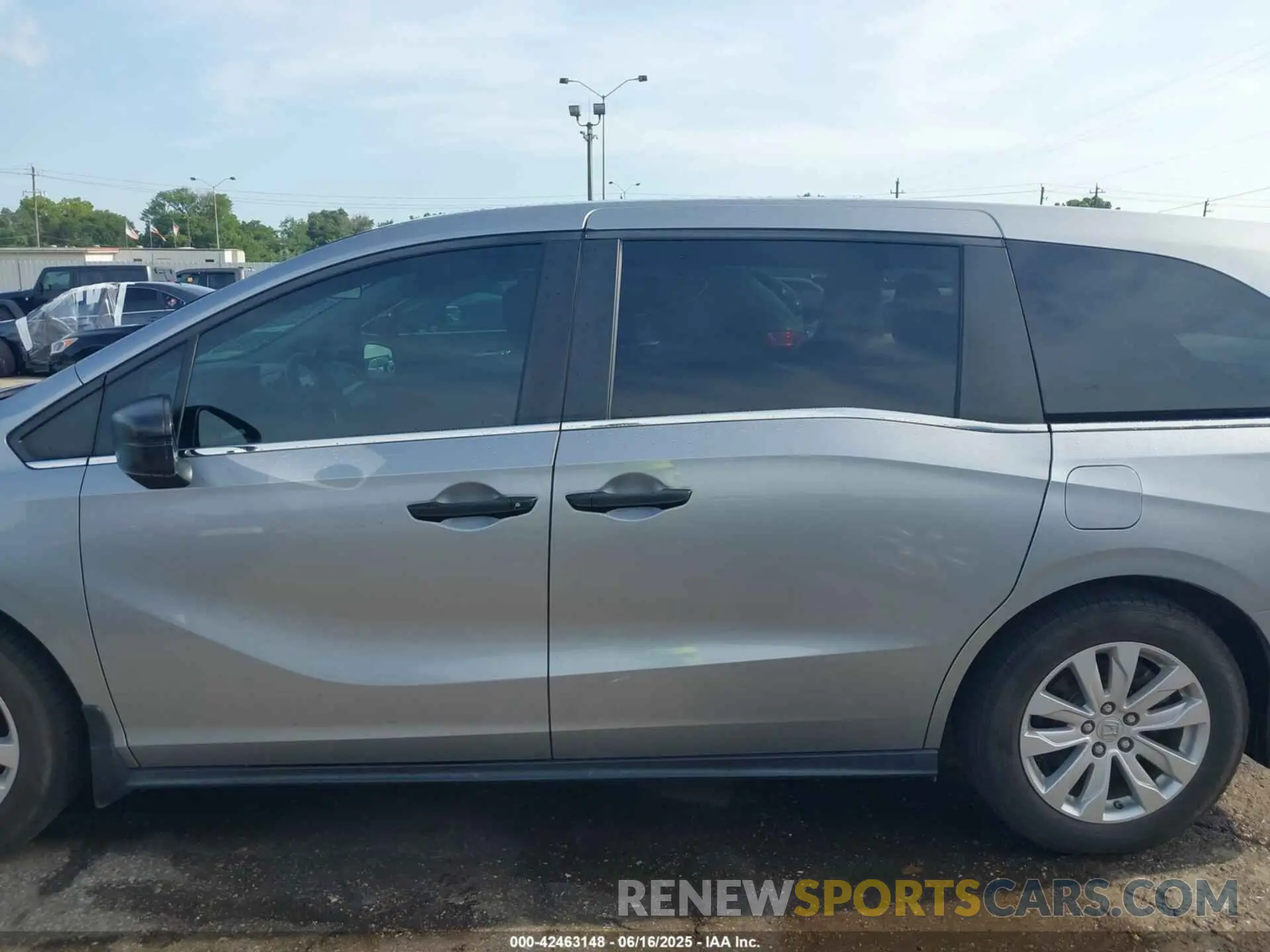 14 Photograph of a damaged car 5FNRL6H29LB020311 HONDA ODYSSEY 2020