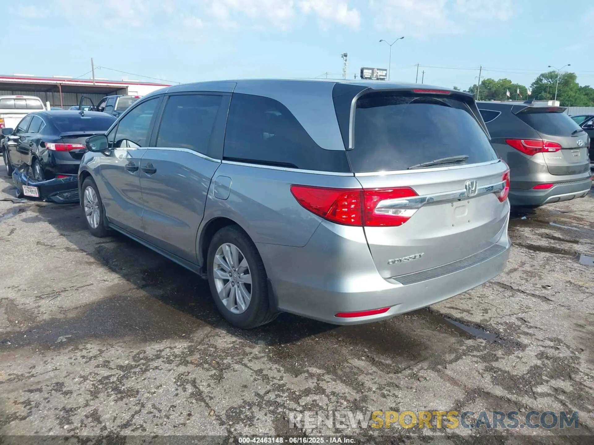 3 Photograph of a damaged car 5FNRL6H29LB020311 HONDA ODYSSEY 2020