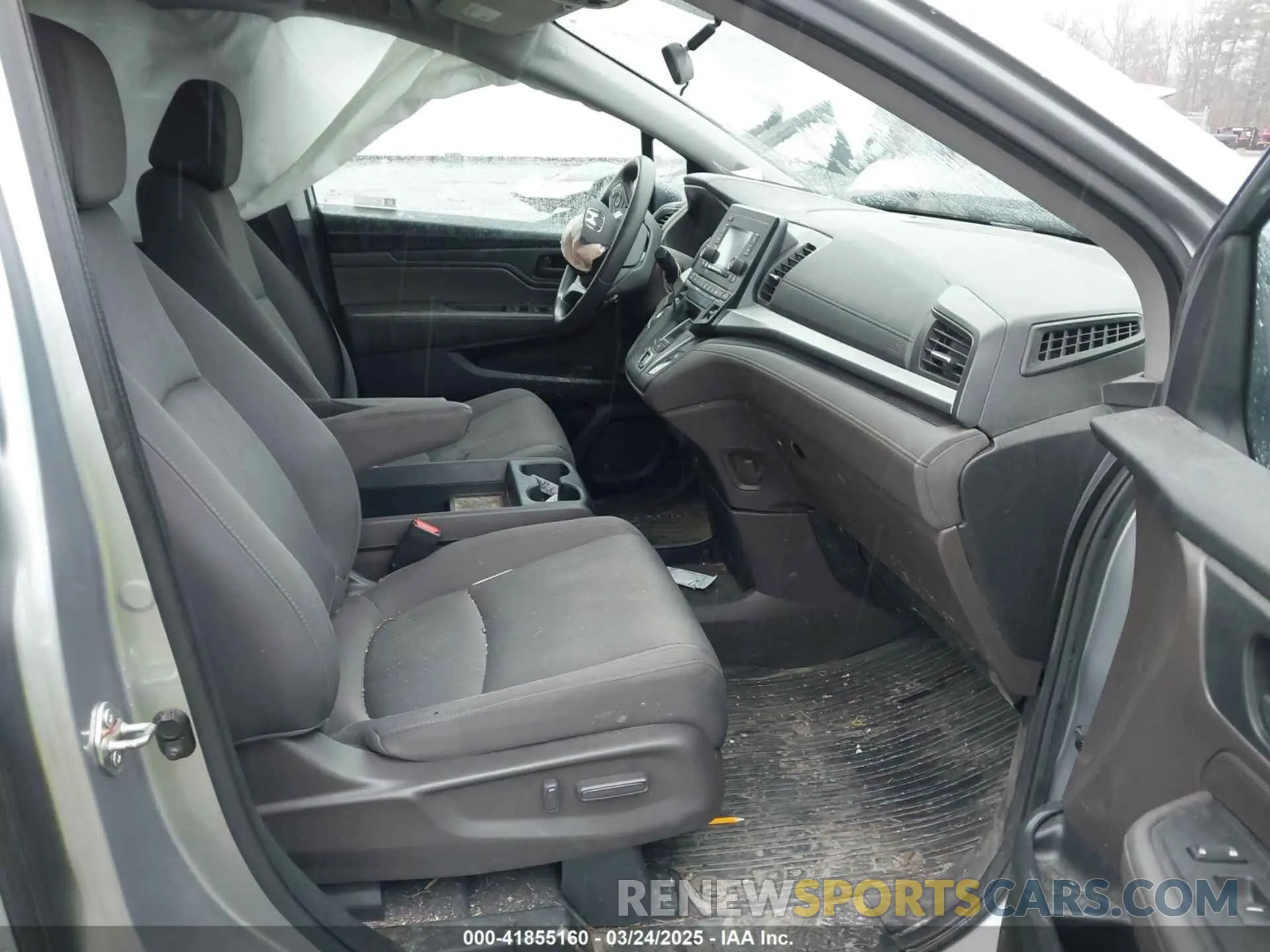 5 Photograph of a damaged car 5FNRL6H29LB050313 HONDA ODYSSEY 2020