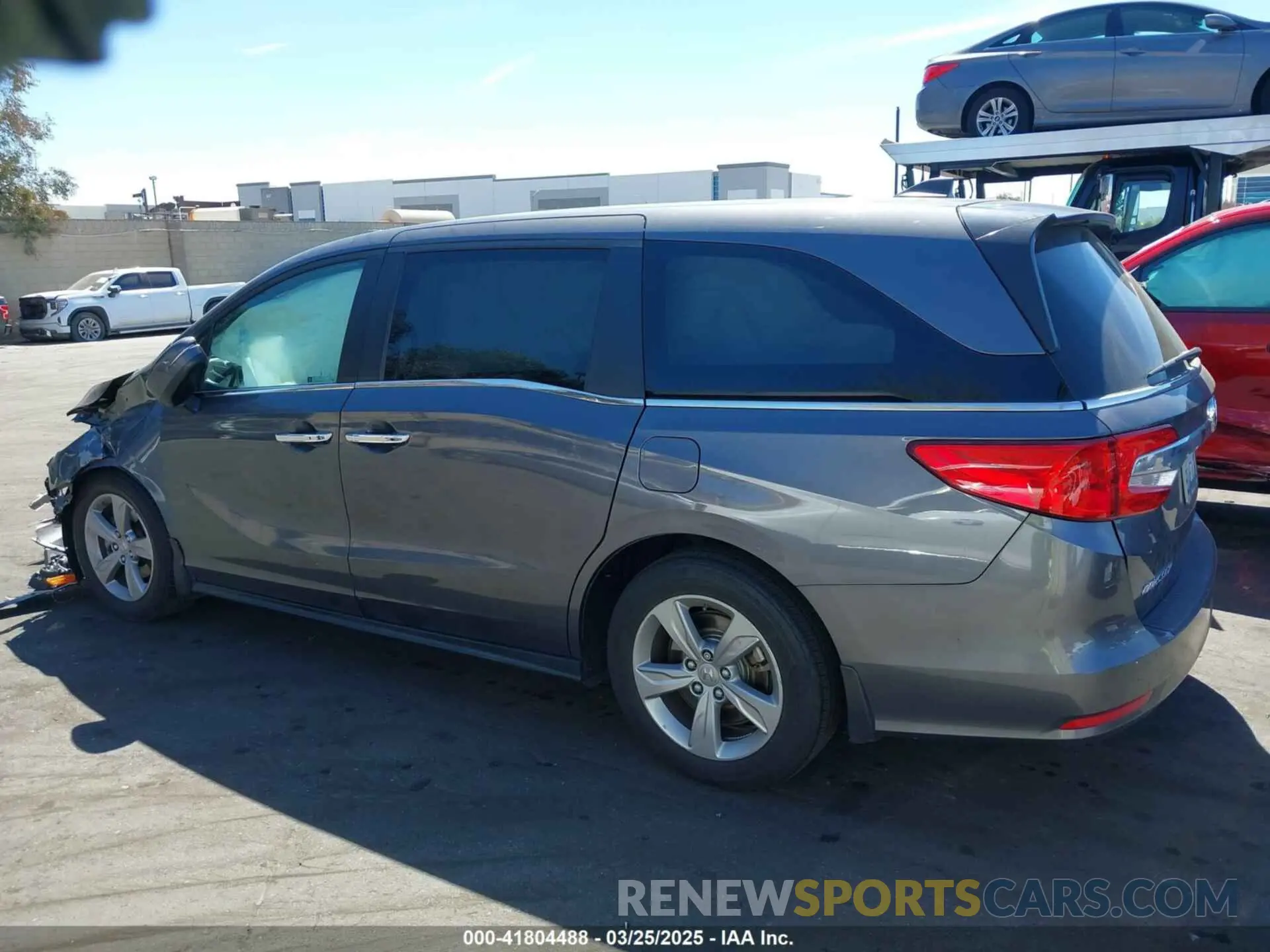 14 Photograph of a damaged car 5FNRL6H50LB025620 HONDA ODYSSEY 2020