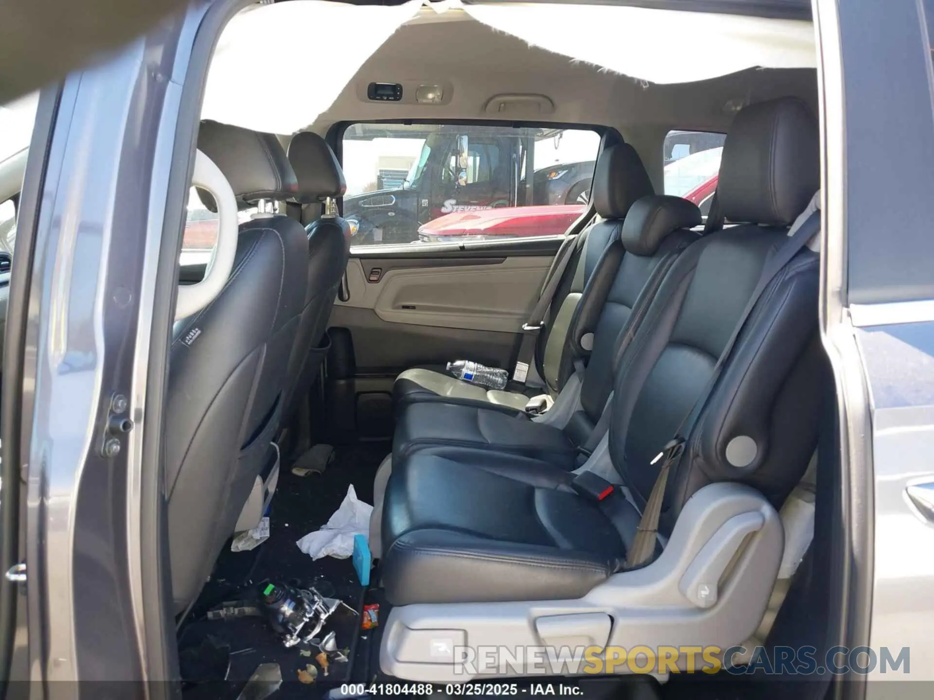 8 Photograph of a damaged car 5FNRL6H50LB025620 HONDA ODYSSEY 2020