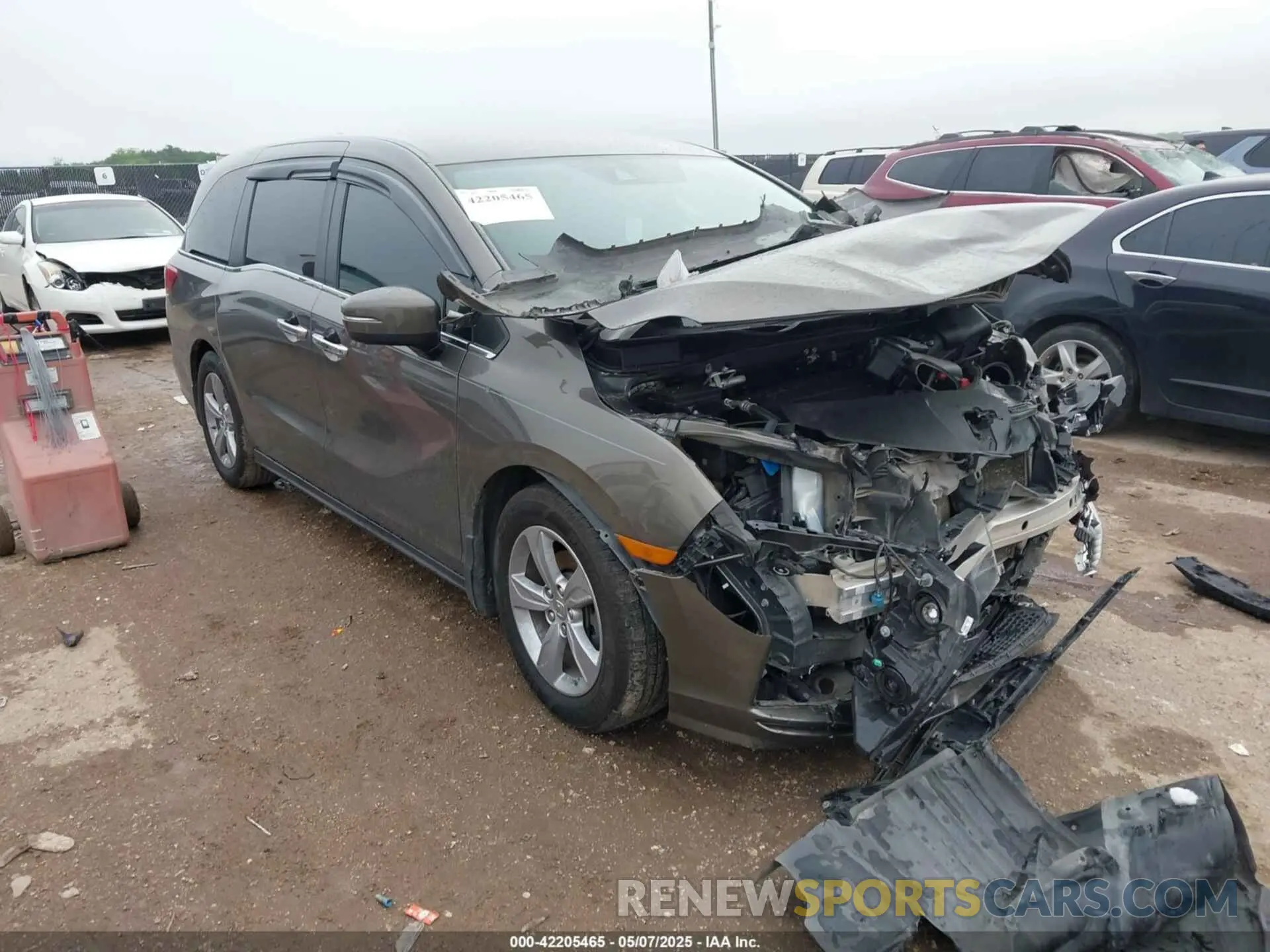 1 Photograph of a damaged car 5FNRL6H50LB055717 HONDA ODYSSEY 2020