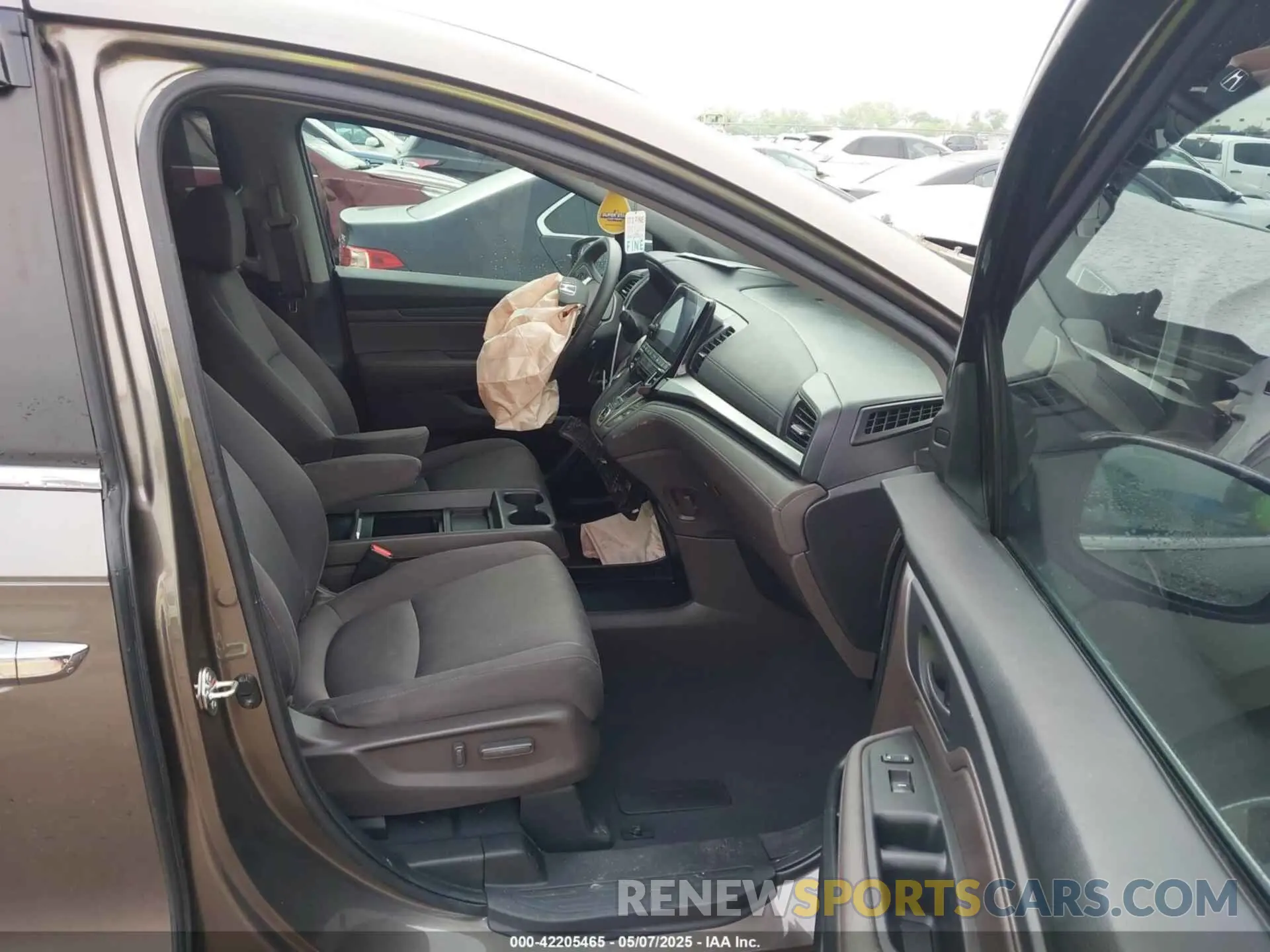5 Photograph of a damaged car 5FNRL6H50LB055717 HONDA ODYSSEY 2020