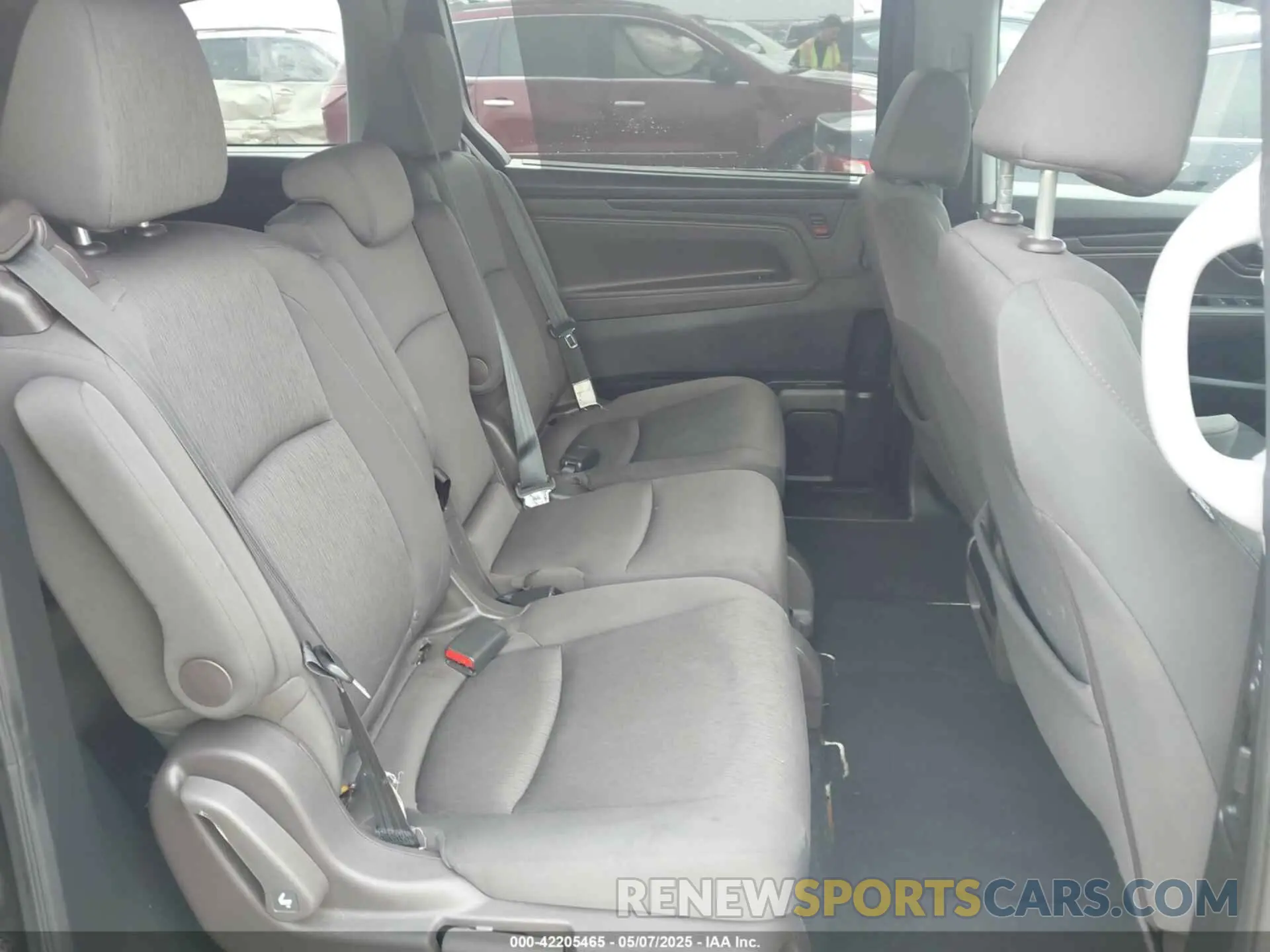 8 Photograph of a damaged car 5FNRL6H50LB055717 HONDA ODYSSEY 2020