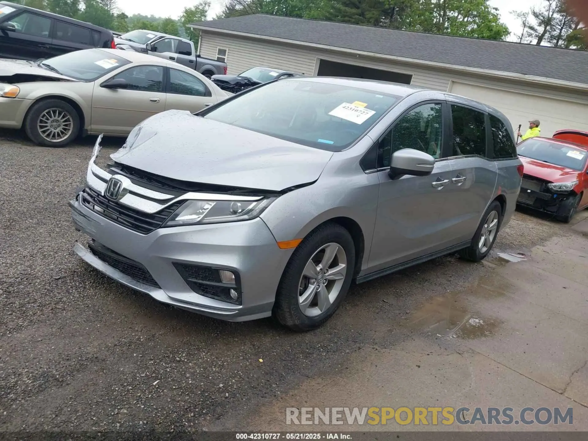 2 Photograph of a damaged car 5FNRL6H55LB056006 HONDA ODYSSEY 2020