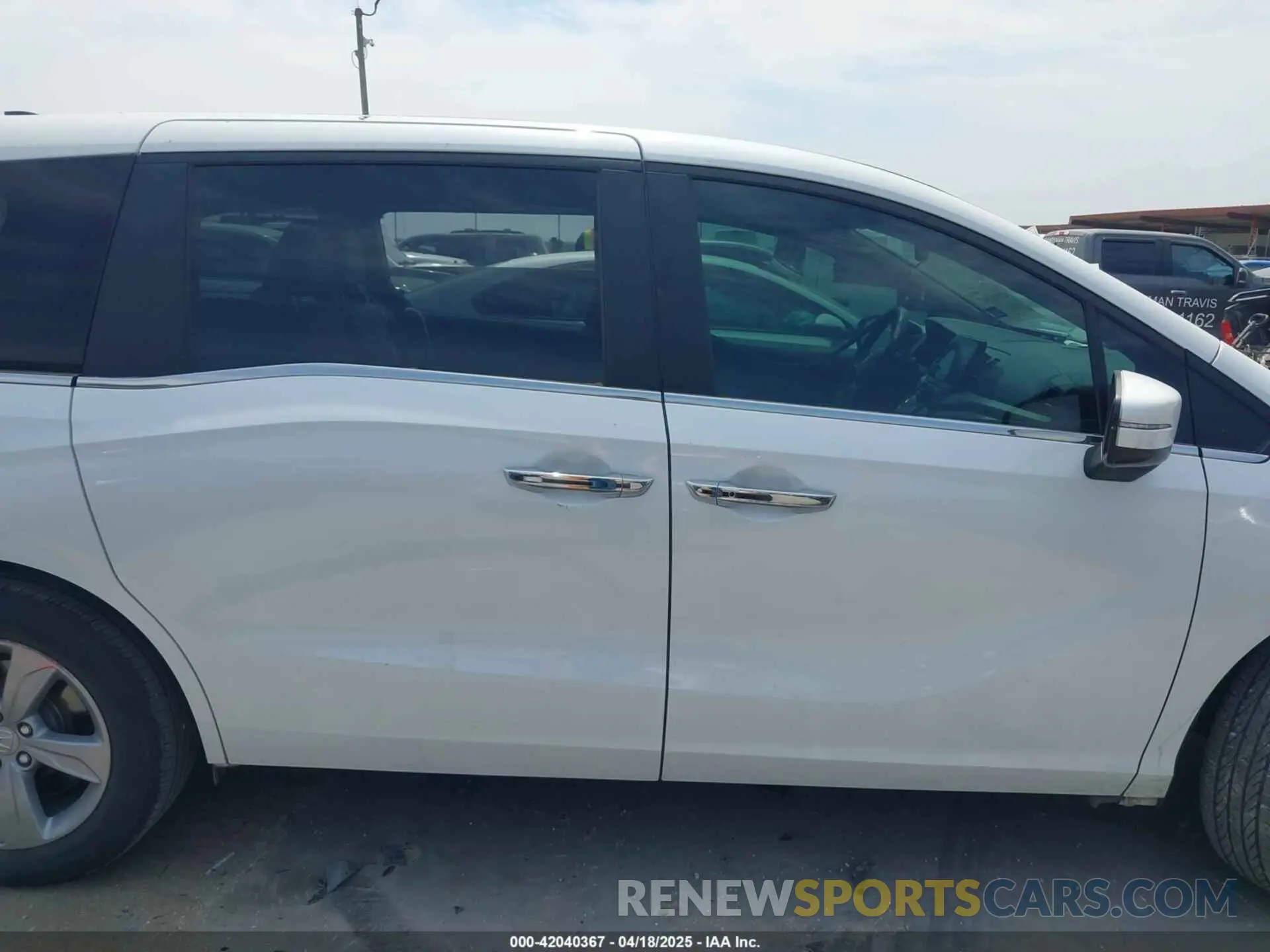 14 Photograph of a damaged car 5FNRL6H58LB062074 HONDA ODYSSEY 2020