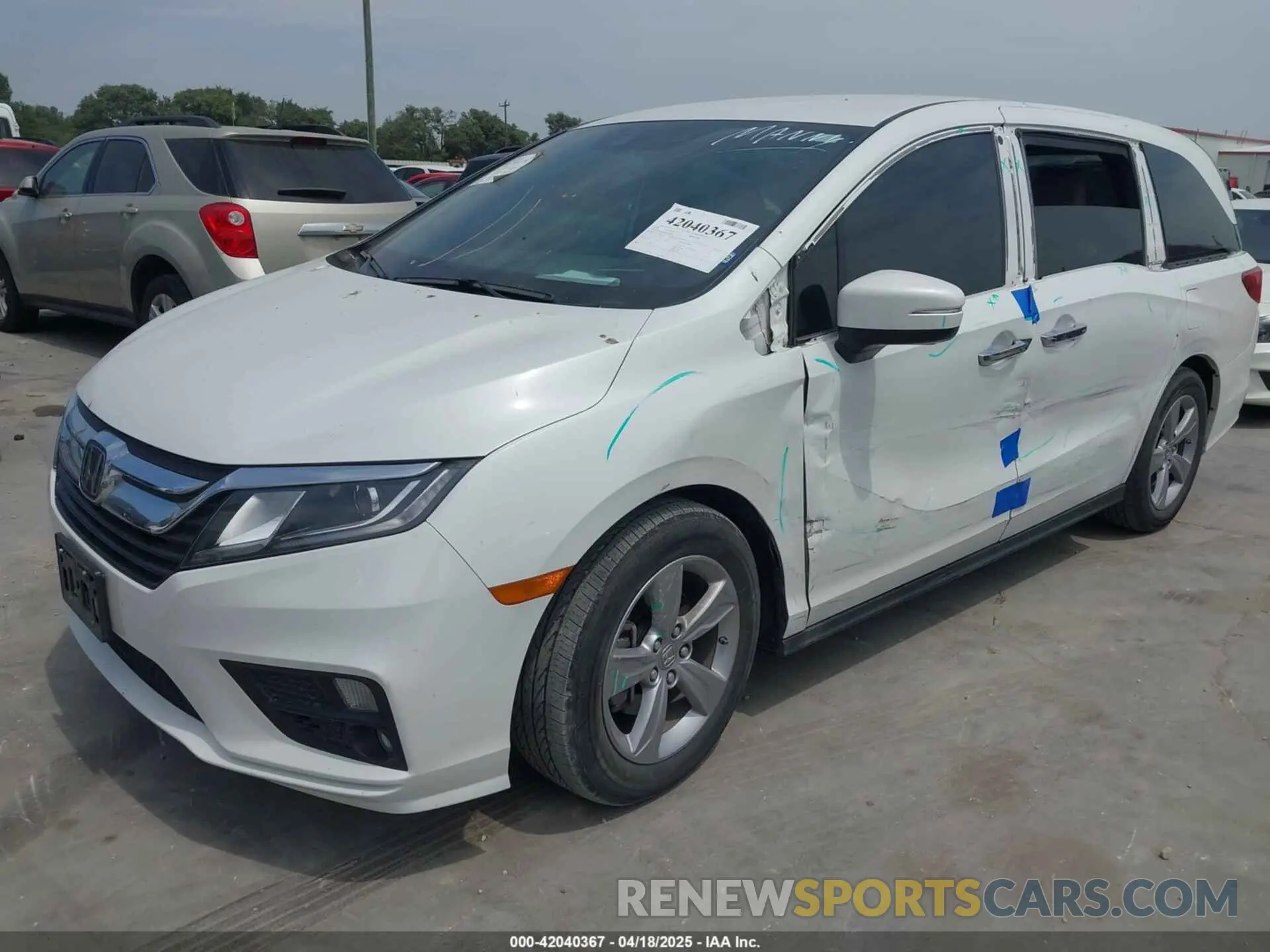 2 Photograph of a damaged car 5FNRL6H58LB062074 HONDA ODYSSEY 2020