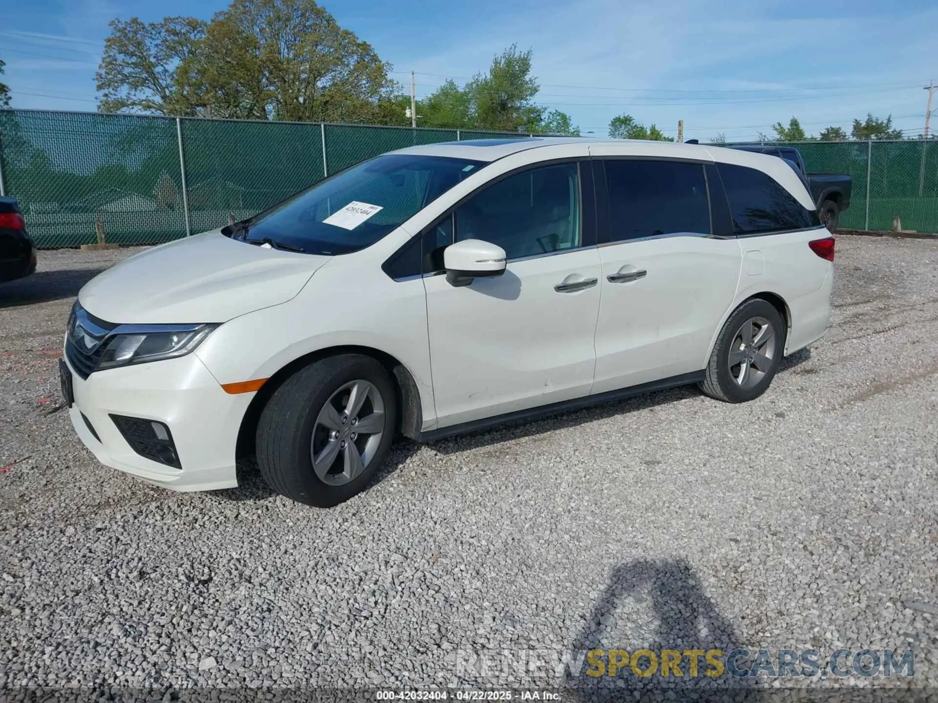 2 Photograph of a damaged car 5FNRL6H70LB014506 HONDA ODYSSEY 2020