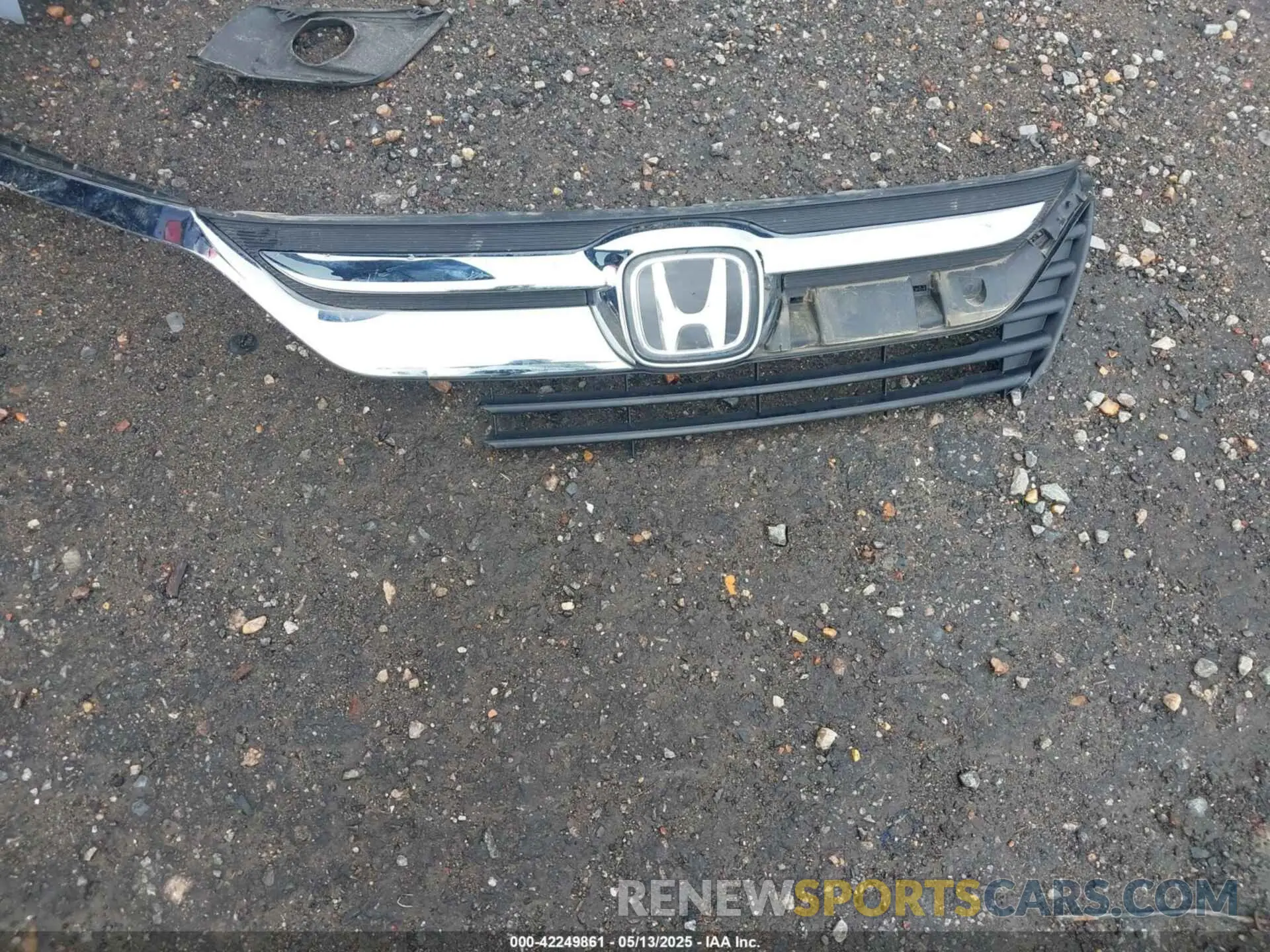 12 Photograph of a damaged car 5FNRL6H70LB048848 HONDA ODYSSEY 2020