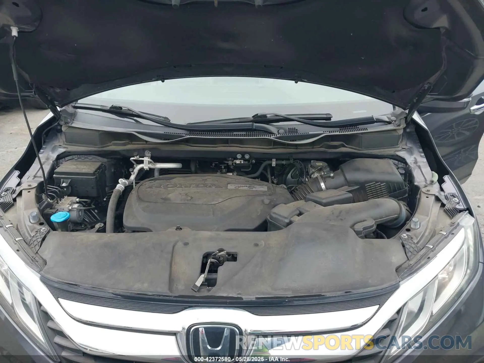10 Photograph of a damaged car 5FNRL6H71LB035476 HONDA ODYSSEY 2020