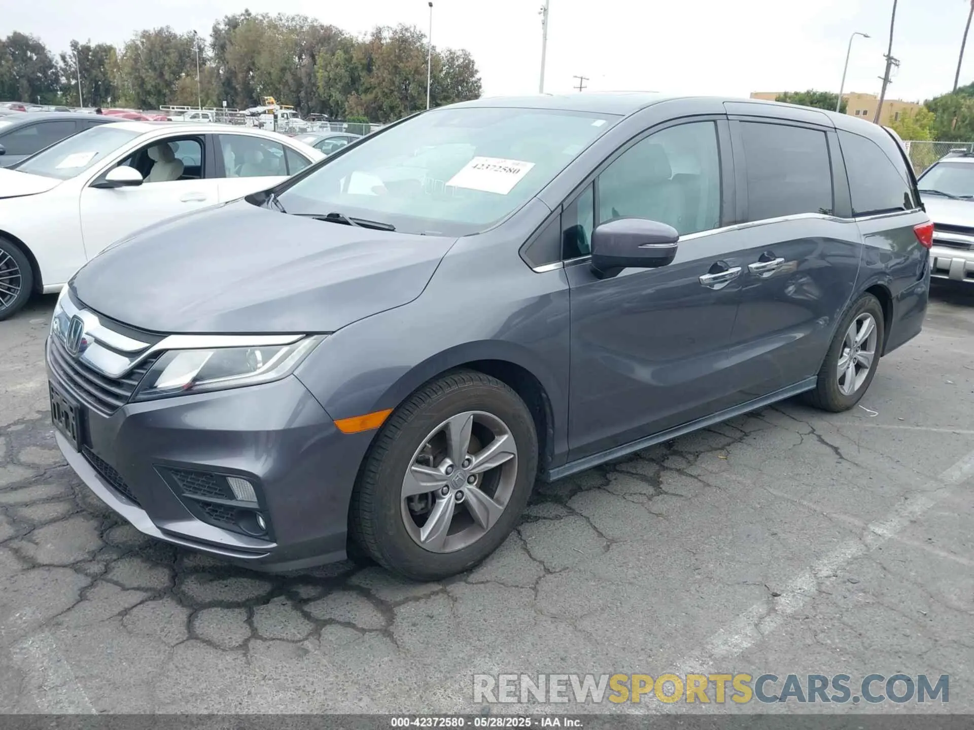 2 Photograph of a damaged car 5FNRL6H71LB035476 HONDA ODYSSEY 2020