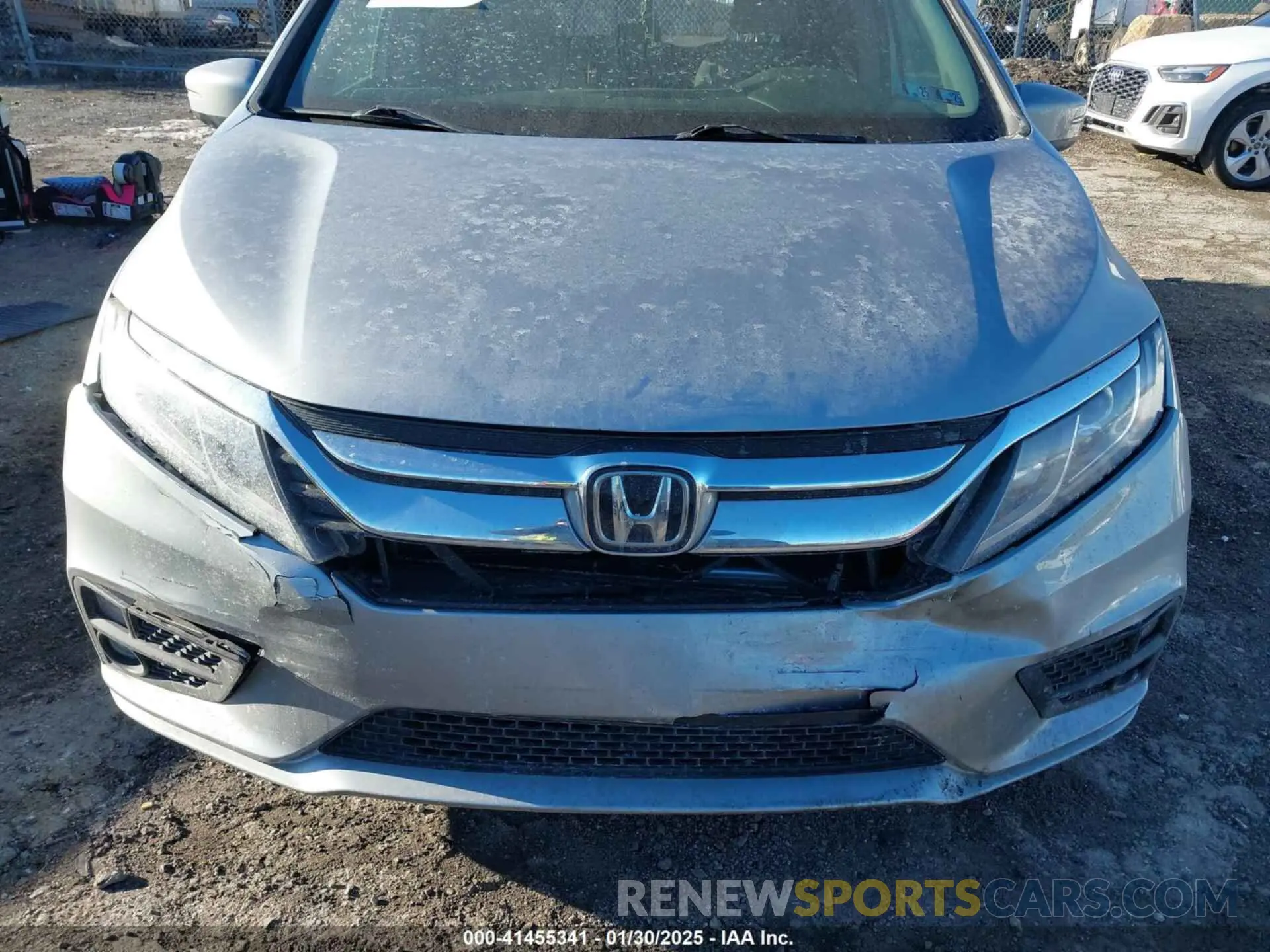 11 Photograph of a damaged car 5FNRL6H71LB037678 HONDA ODYSSEY 2020
