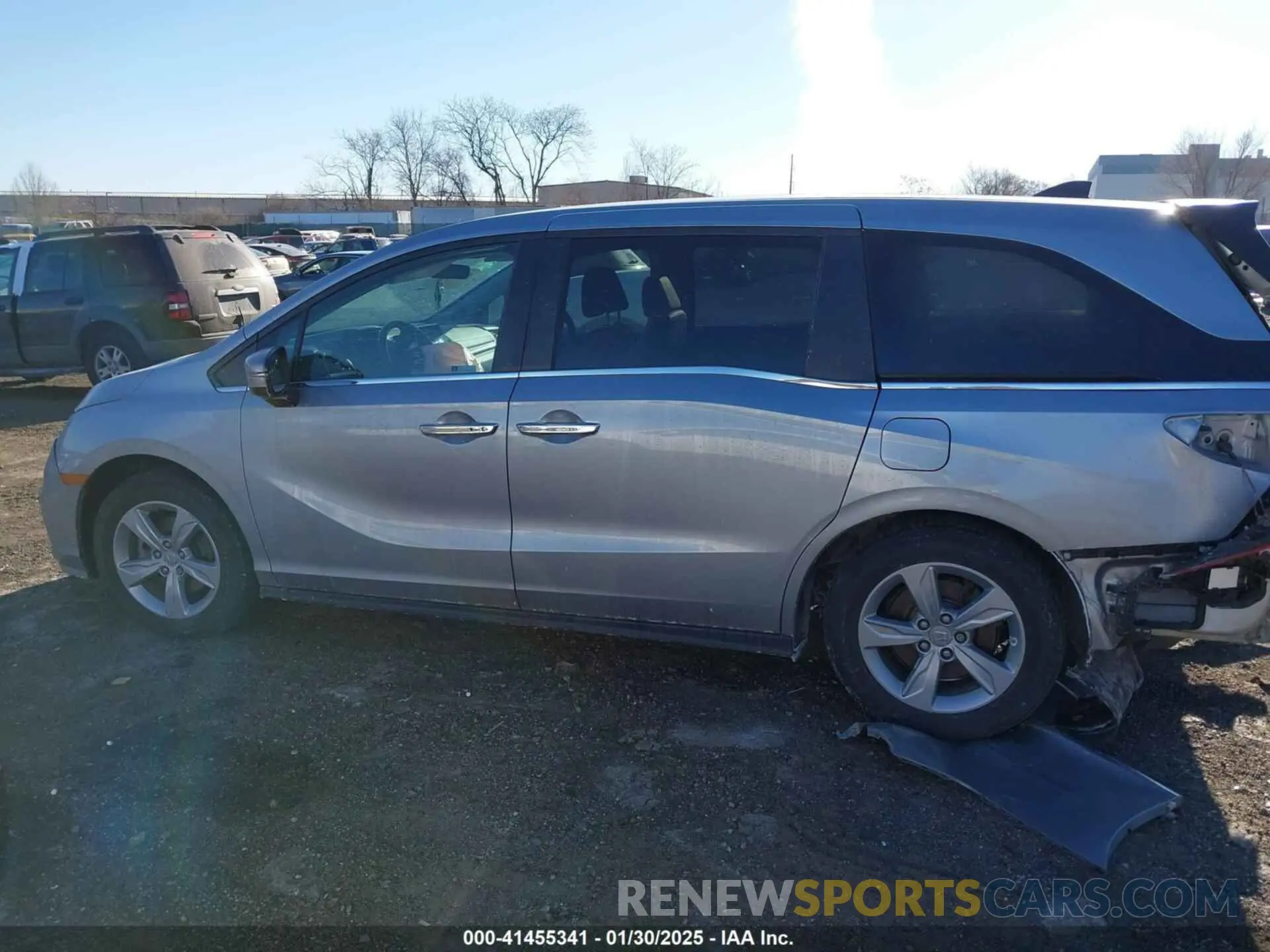 13 Photograph of a damaged car 5FNRL6H71LB037678 HONDA ODYSSEY 2020
